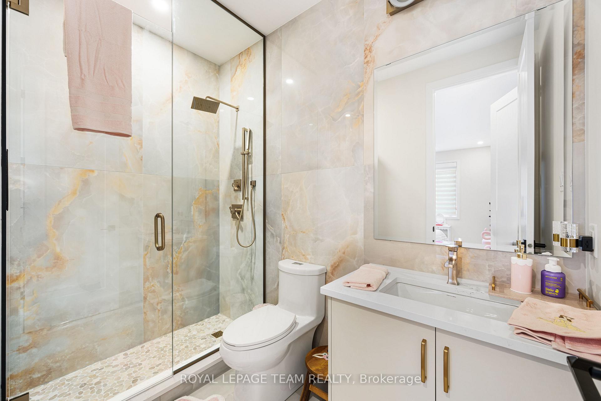 Photo 45 of 649 Bridgeport Avenue, Ottawa, Mahogany Community — HOMEH