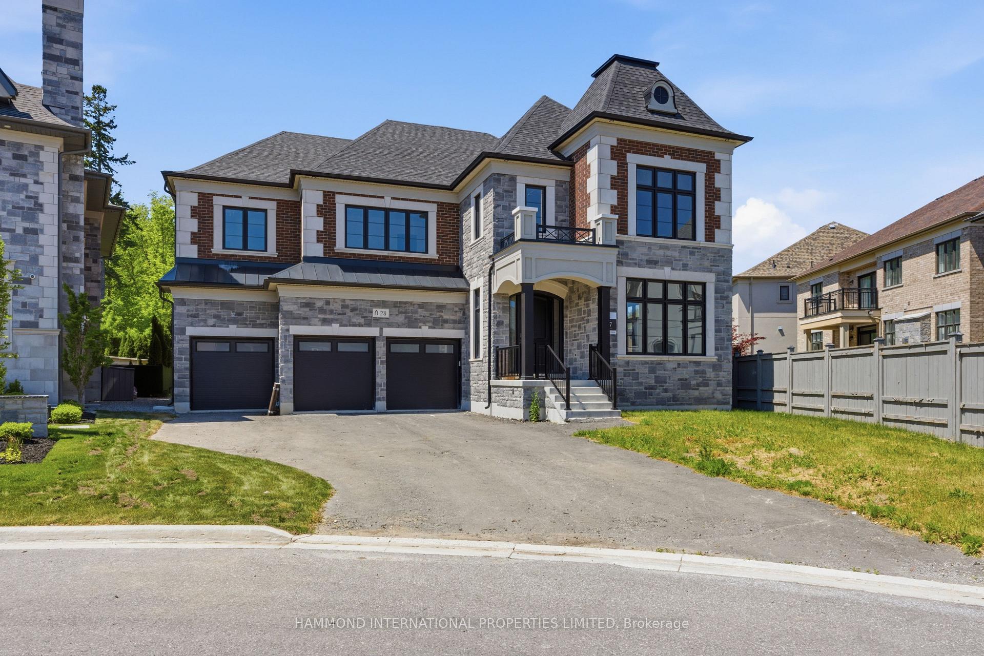 Photo 2 of 28 Little Celeste Court, Vaughan, Patterson — HOMEH