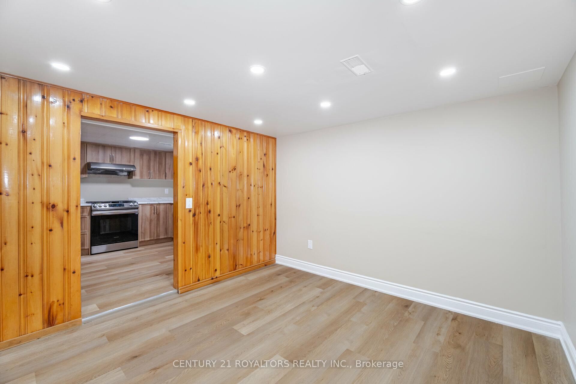 Photo 29 of 21 Jersey Avenue, Brampton, Bram East — HOMEH