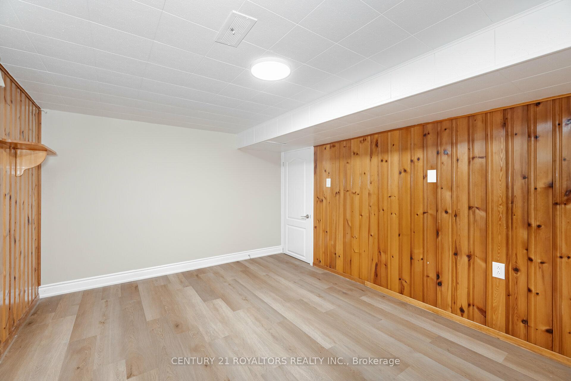 Photo 35 of 21 Jersey Avenue, Brampton, Bram East — HOMEH