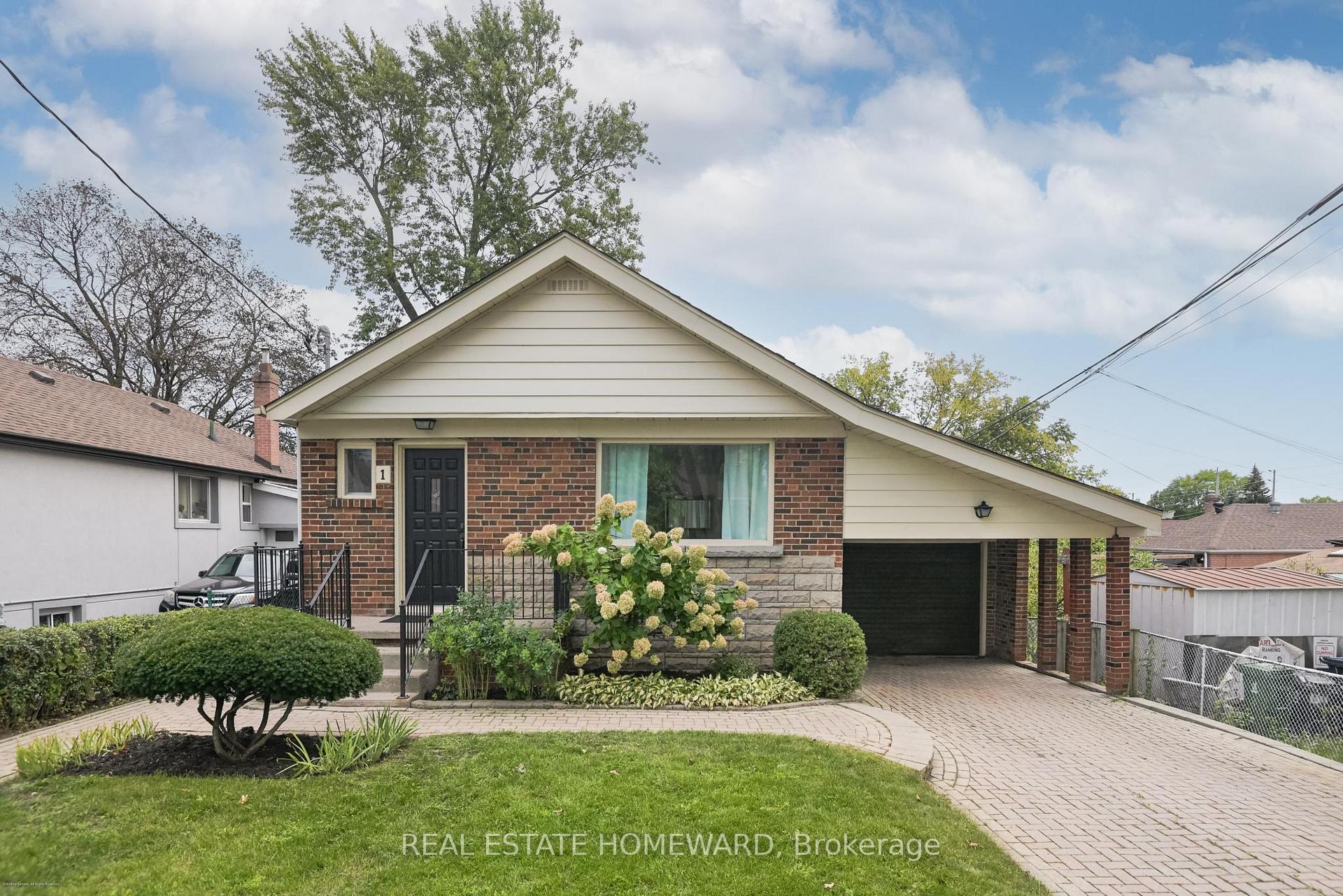 Photo 1 of 1 Bassett Avenue, Scarborough, Clairlea-Birchmount — HOMEH