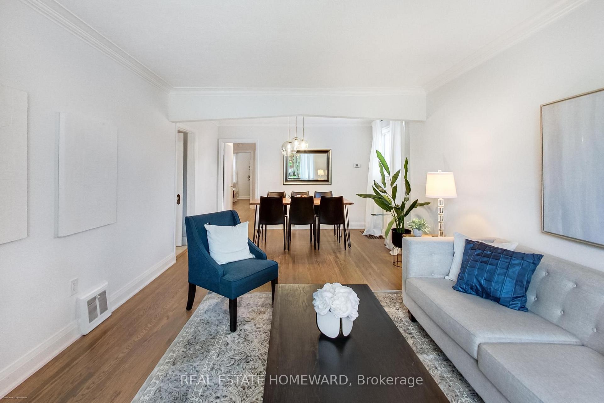 Photo 6 of 1 Bassett Avenue, Scarborough, Clairlea-Birchmount — HOMEH