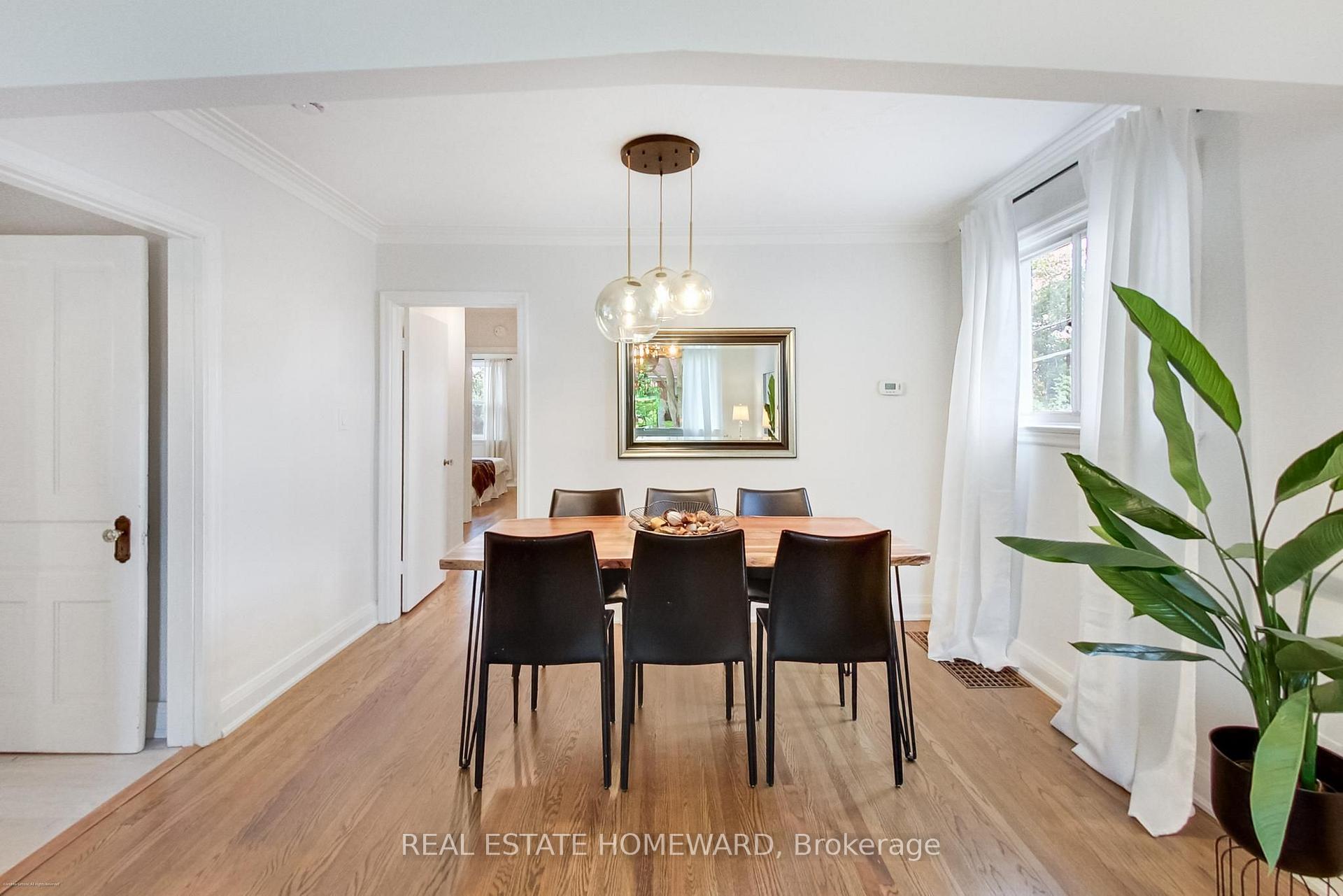 Photo 8 of 1 Bassett Avenue, Scarborough, Clairlea-Birchmount — HOMEH