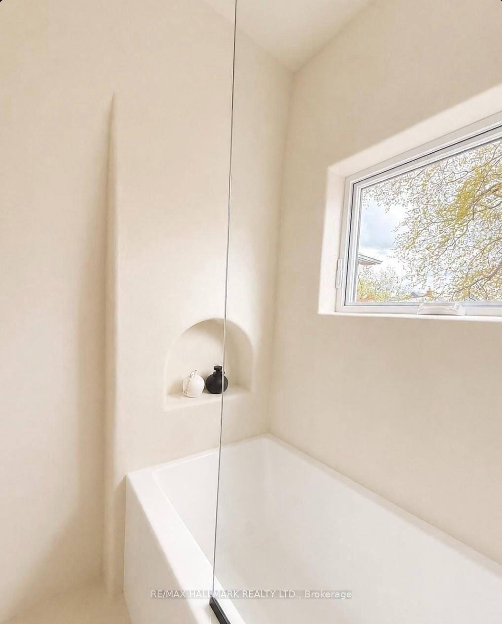 Photo 25 of 227 Donlands Avenue, Toronto, Danforth Village-East York — HOMEH