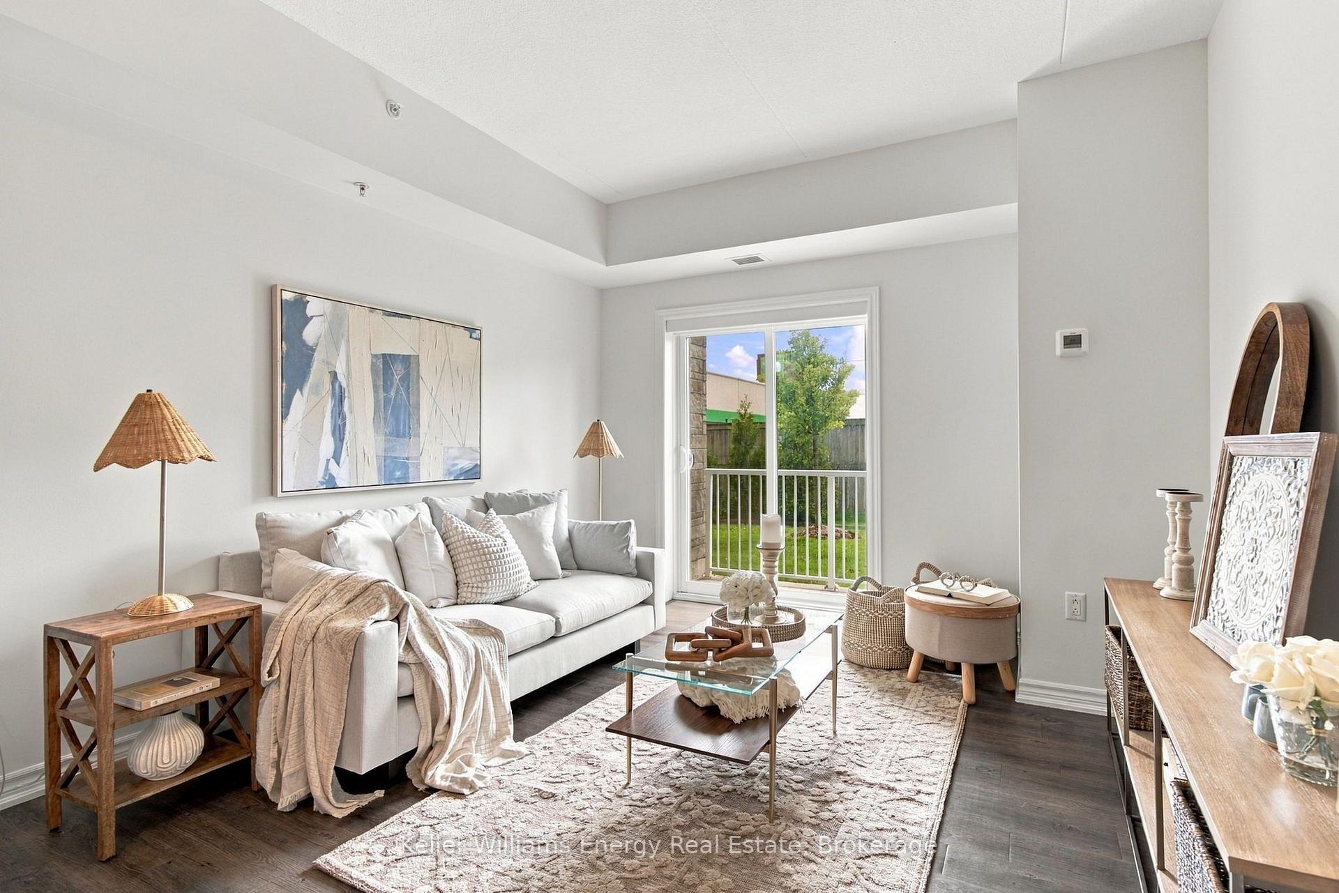 Photo 1 of Unit 113, 290 Liberty Street N, Clarington, Bowmanville — HOMEH