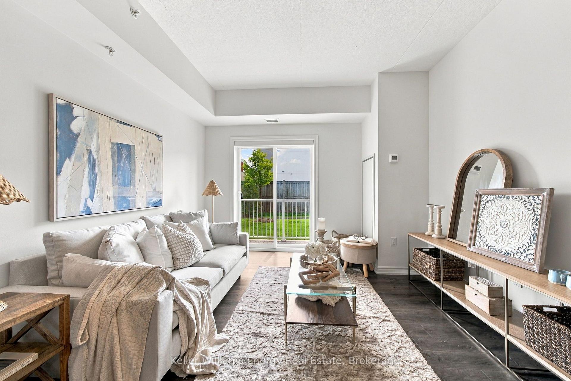 Photo 2 of Unit 113, 290 Liberty Street N, Clarington, Bowmanville — HOMEH