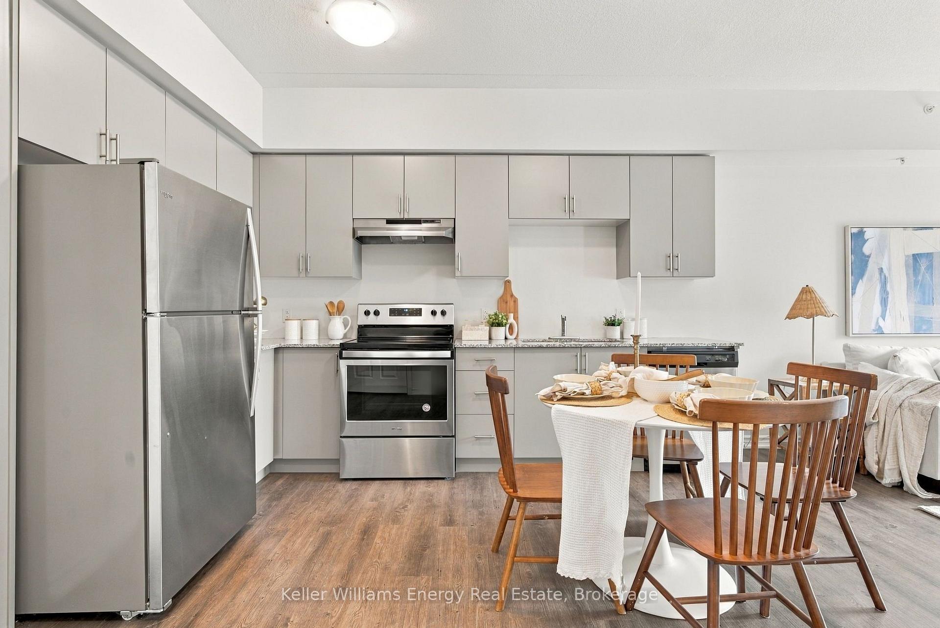 Photo 4 of Unit 113, 290 Liberty Street N, Clarington, Bowmanville — HOMEH