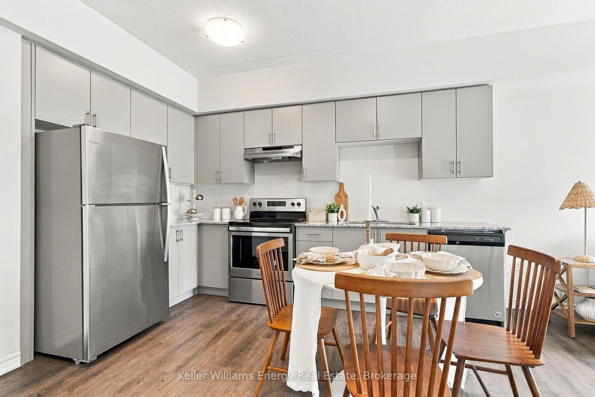 Photo 6 of Unit 113, 290 Liberty Street N, Clarington, Bowmanville — HOMEH