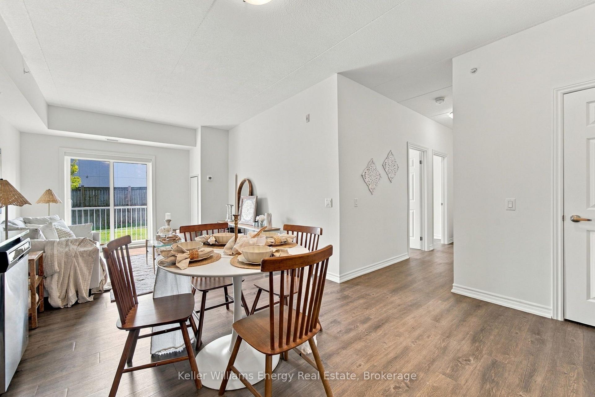 Photo 8 of Unit 113, 290 Liberty Street N, Clarington, Bowmanville — HOMEH