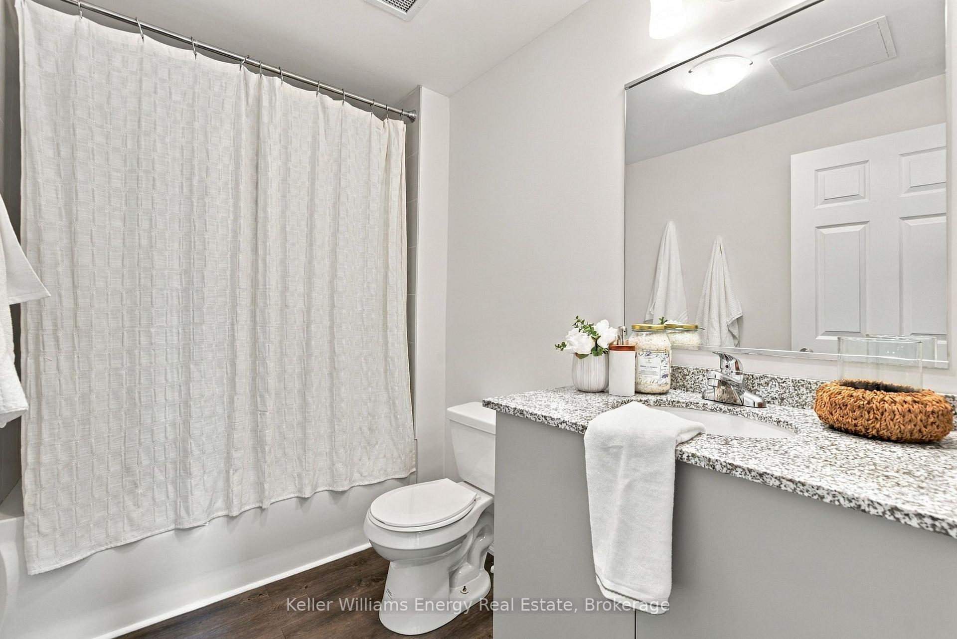 Photo 12 of Unit 113, 290 Liberty Street N, Clarington, Bowmanville — HOMEH