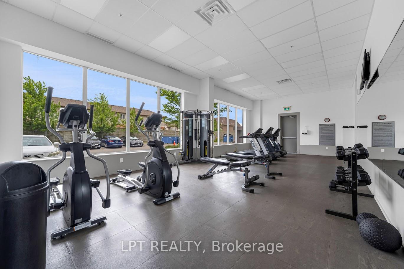 Photo 19 of Unit 901, 560 North Service Road N, Grimsby, Grimsby Beach — HOMEH