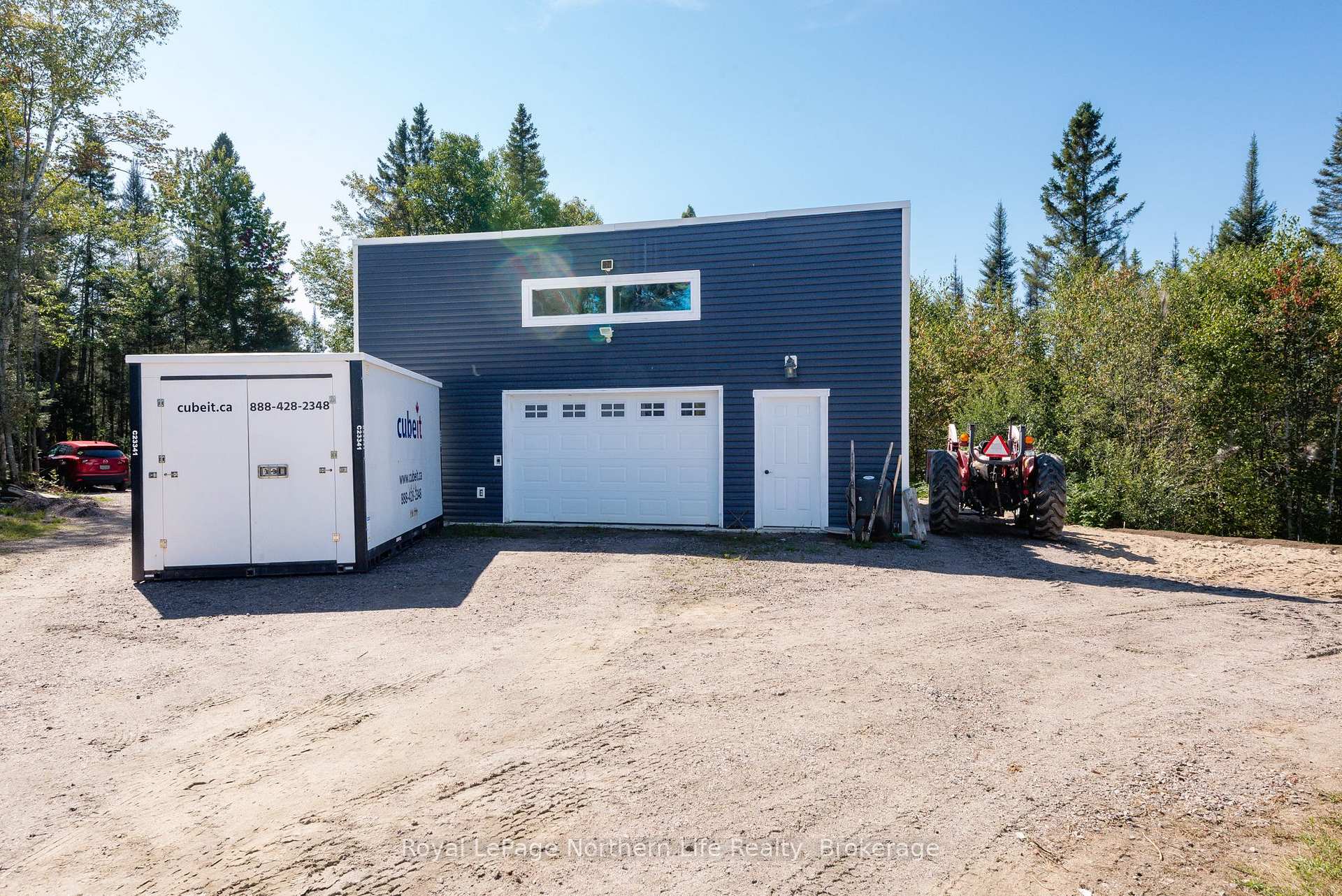 Photo 3 of 880 Memorial Park Drive E, Powassan — HOMEH