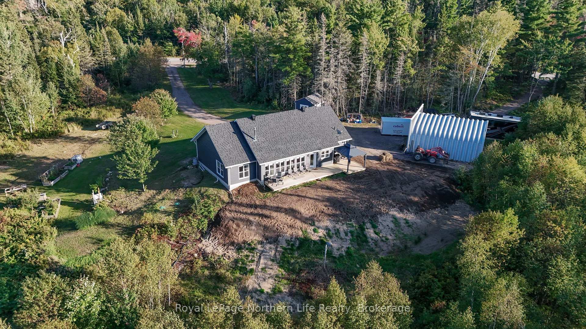 Photo 7 of 880 Memorial Park Drive E, Powassan — HOMEH