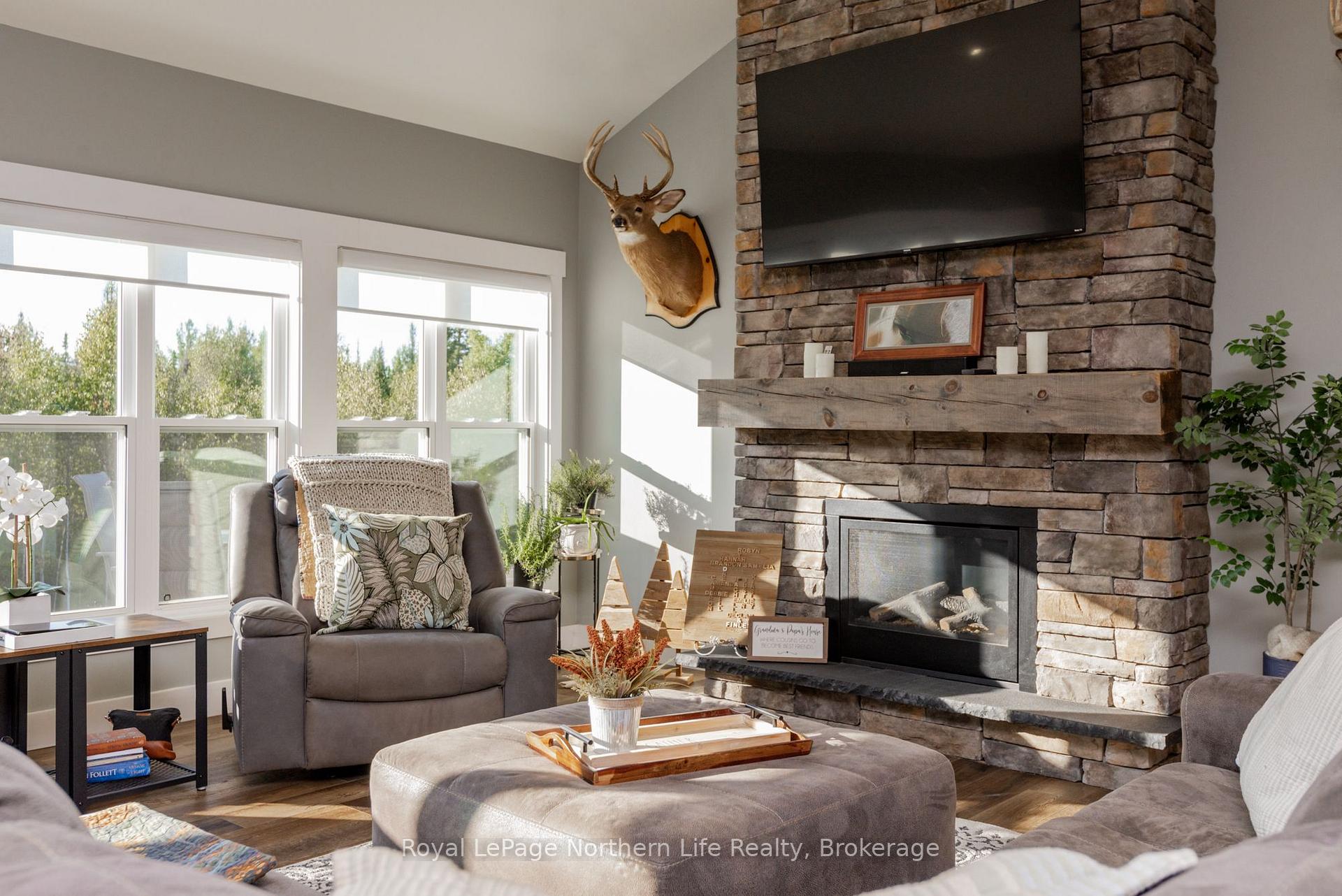 Photo 10 of 880 Memorial Park Drive E, Powassan — HOMEH