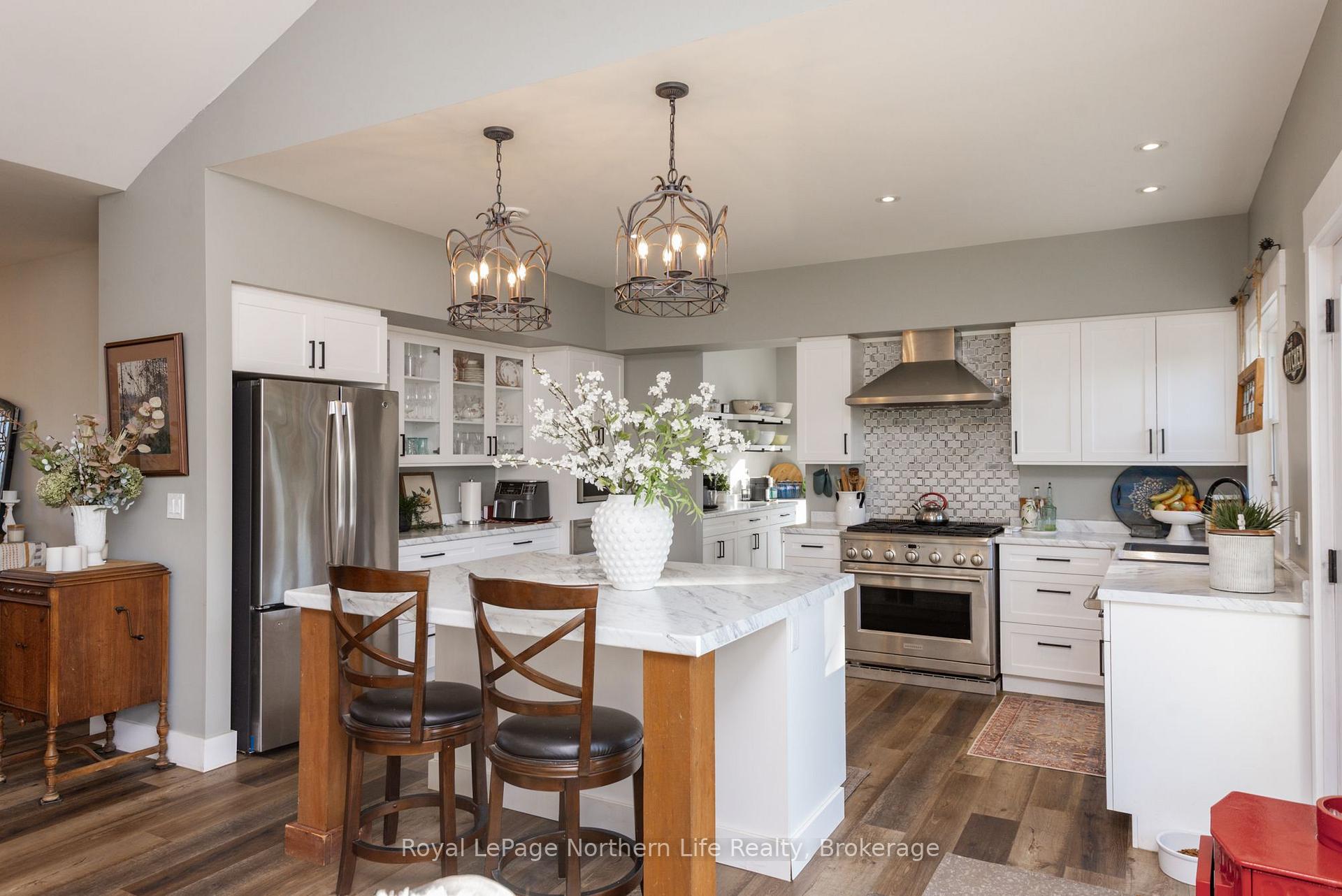 Photo 11 of 880 Memorial Park Drive E, Powassan — HOMEH