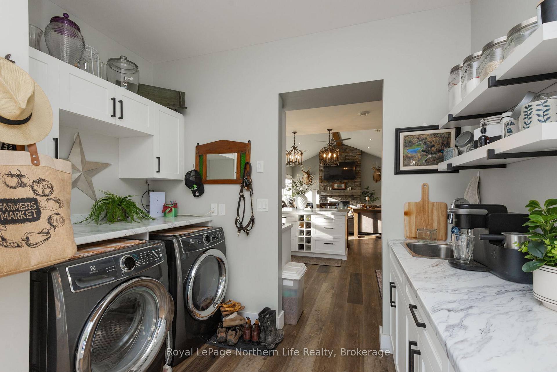 Photo 31 of 880 Memorial Park Drive E, Powassan — HOMEH