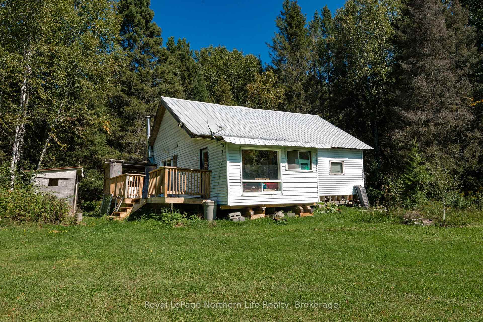 Photo 38 of 880 Memorial Park Drive E, Powassan — HOMEH