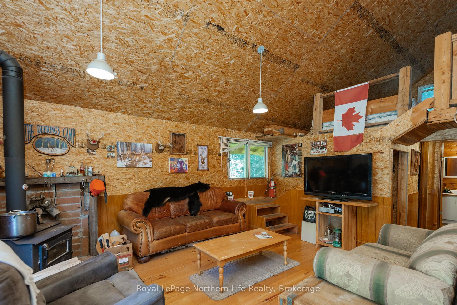 Photo 39 of 880 Memorial Park Drive E, Powassan — HOMEH