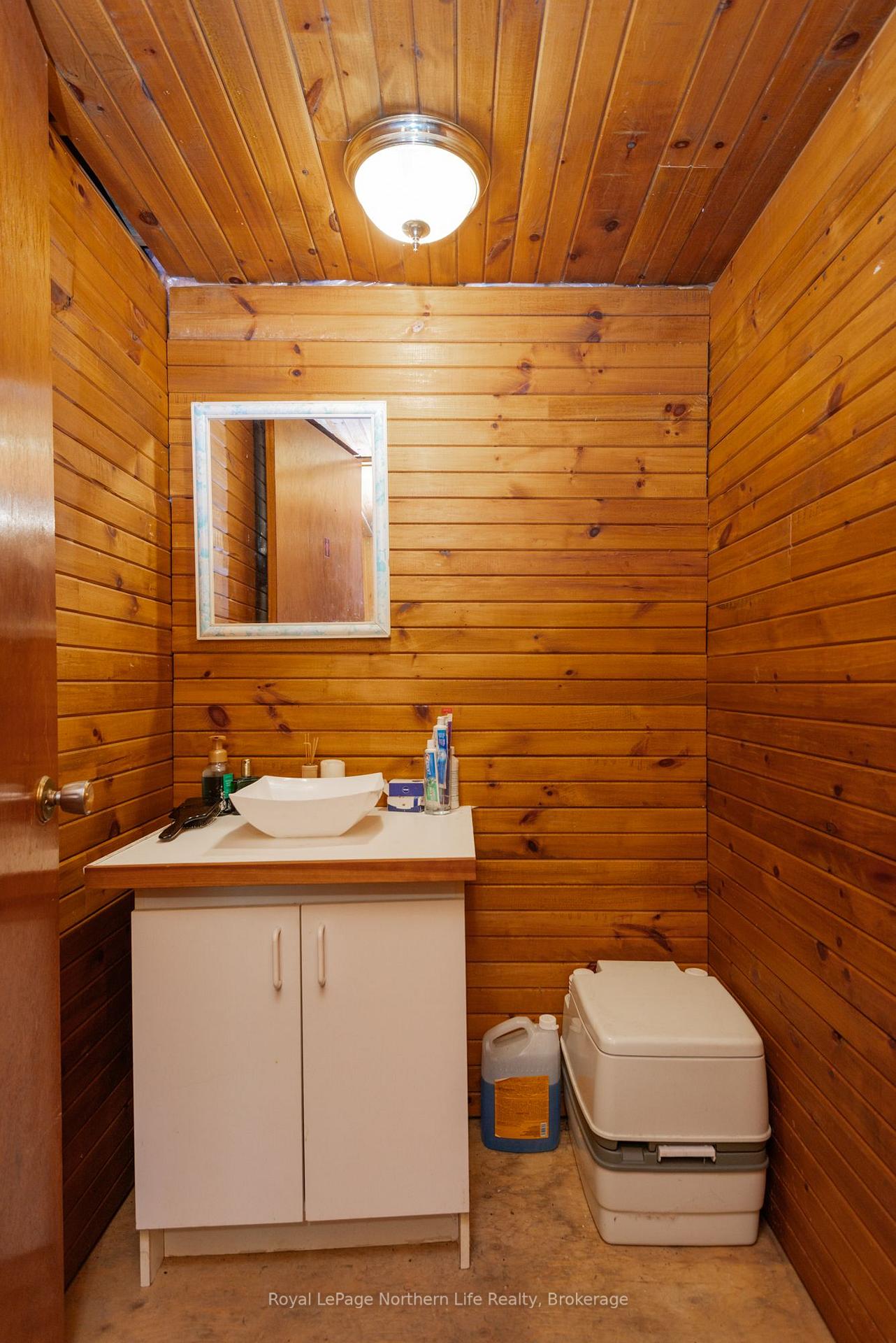 Photo 46 of 880 Memorial Park Drive E, Powassan — HOMEH