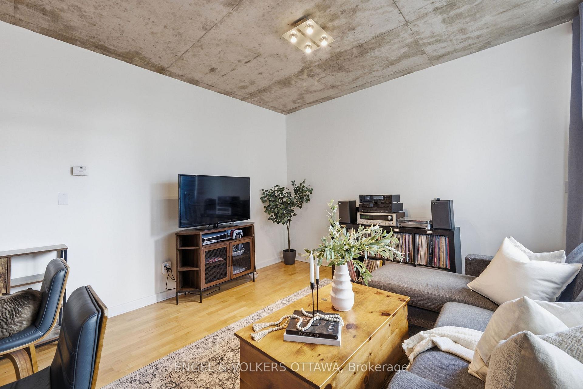 Photo 5 of Unit 207, 180 York Street, Ottawa, Lower Town/Byward Market — HOMEH