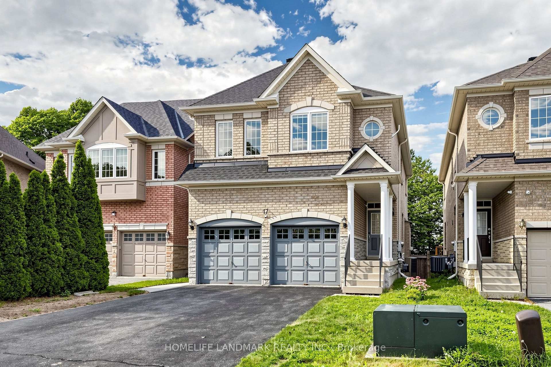Photo 2 of 17 Shell Court, Richmond Hill, Rouge Woods — HOMEH