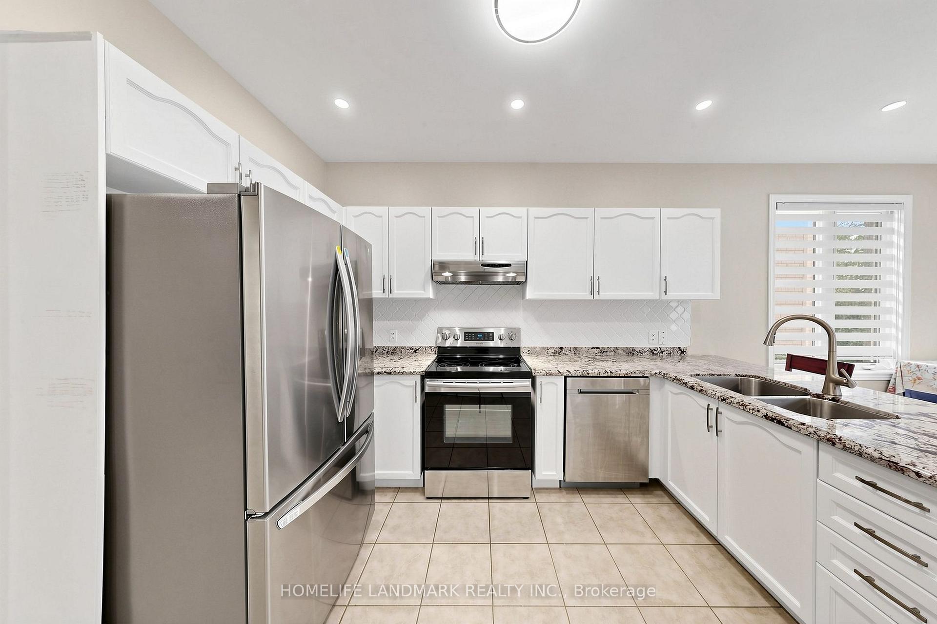 Photo 11 of 17 Shell Court, Richmond Hill, Rouge Woods — HOMEH