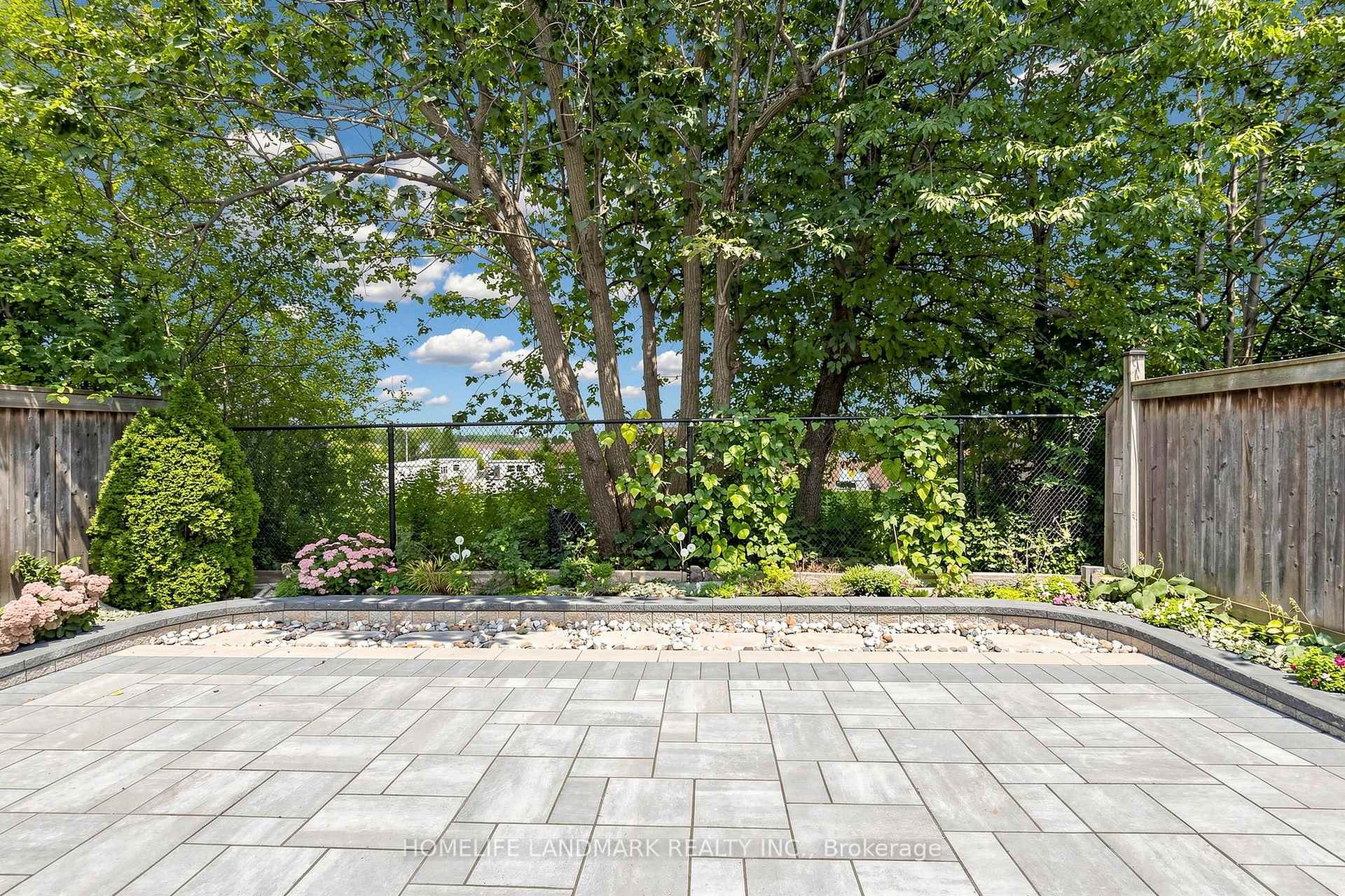 Photo 40 of 17 Shell Court, Richmond Hill, Rouge Woods — HOMEH