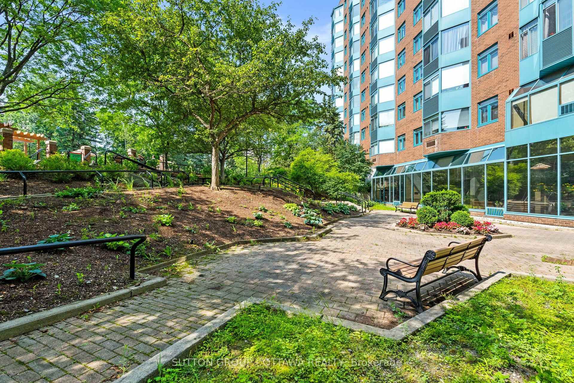 Photo 39 of Unit 605, 1025 Grenon Avenue N, Ottawa, Fairfield Heights — HOMEH