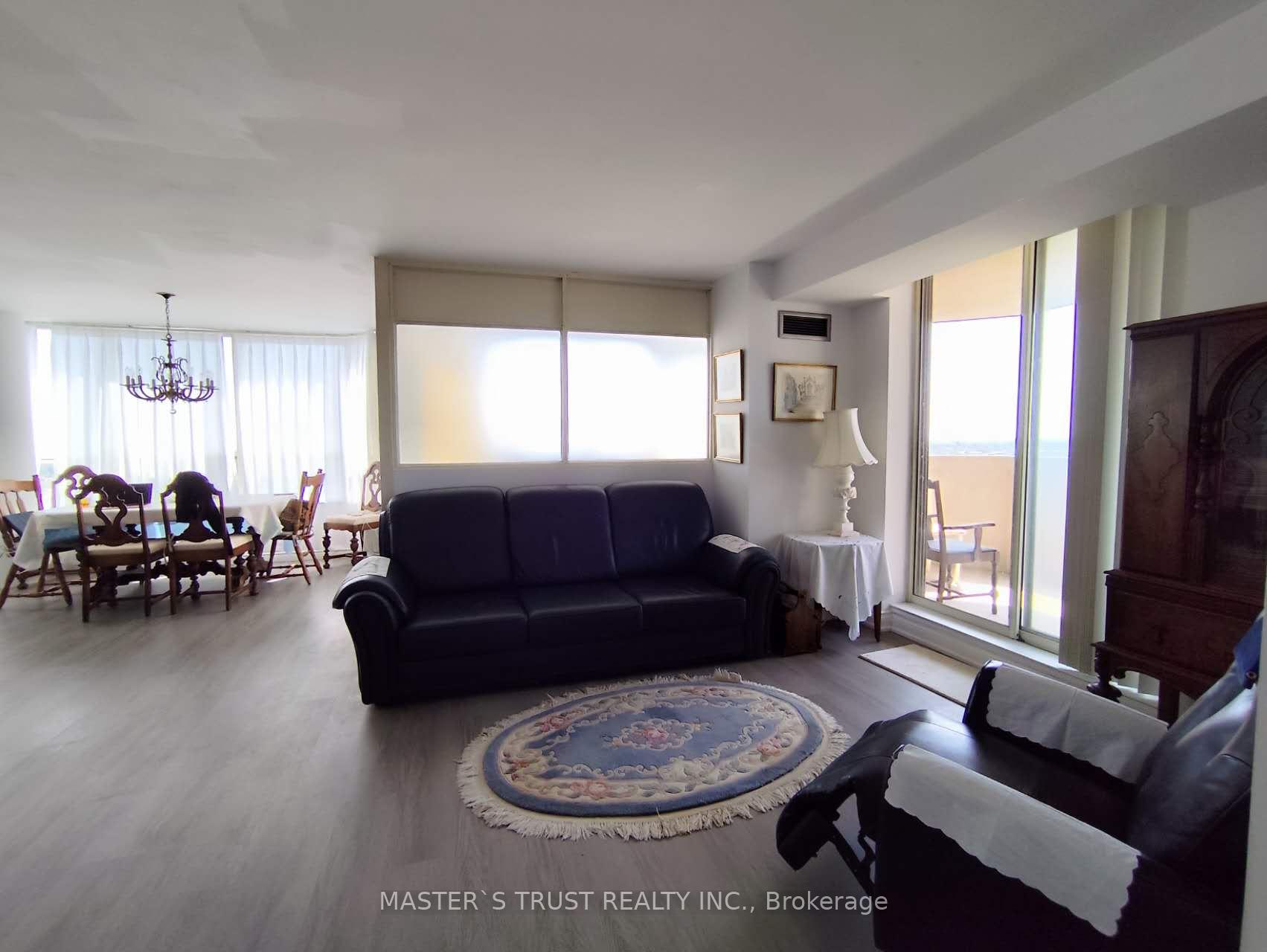 Photo 7 of Unit 1203, 400 Webb Drive, Mississauga, City Centre — HOMEH