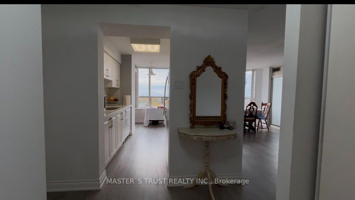 Photo 12 of Unit 1203, 400 Webb Drive, Mississauga, City Centre — HOMEH