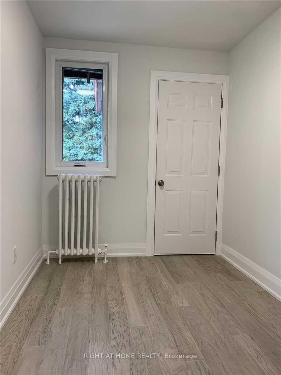 Photo 12 of 11 Rivercrest Road, Toronto, Lambton Baby Point — HOMEH