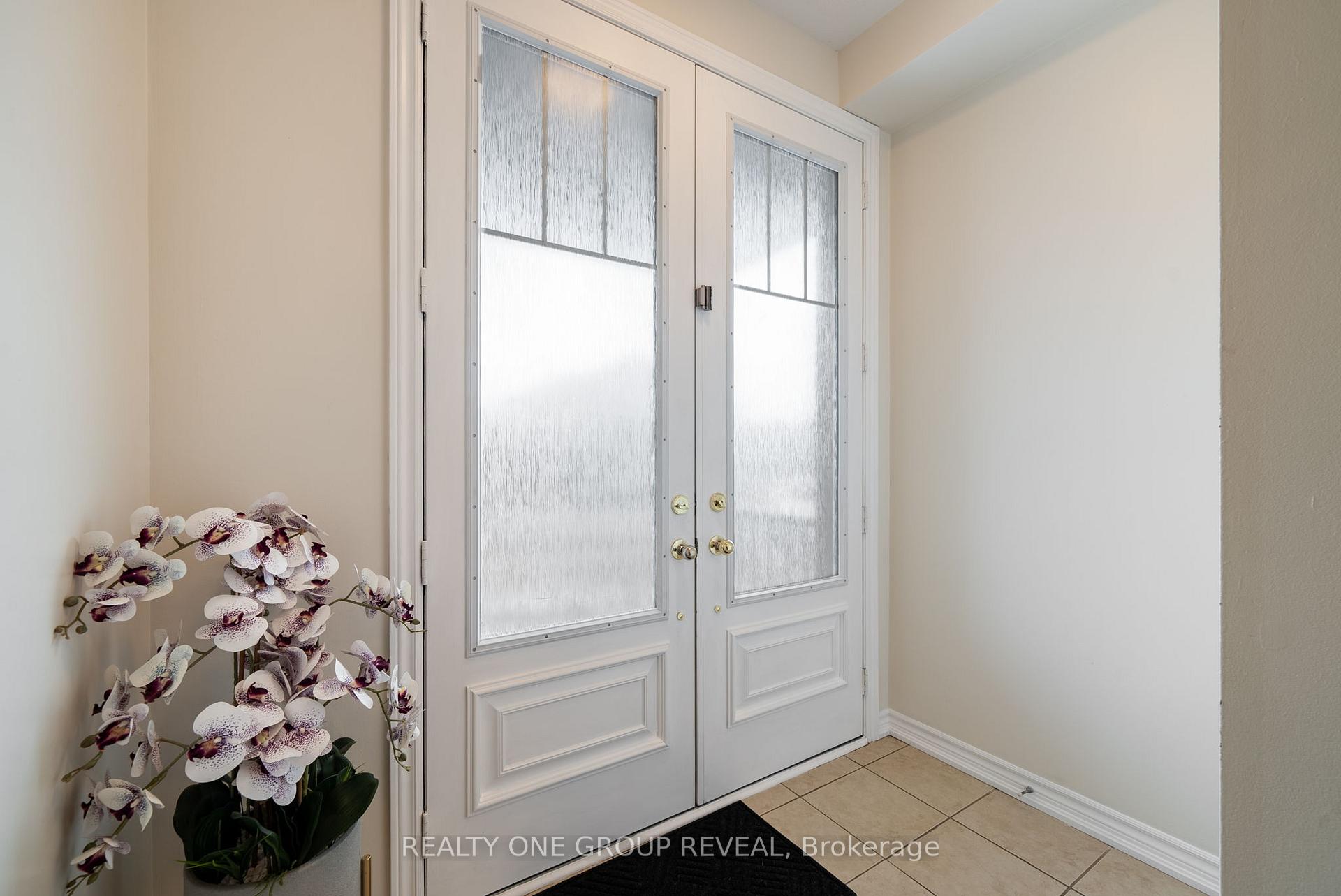 Photo 4 of 67 Buxton Lane, Clarington, Bowmanville — HOMEH