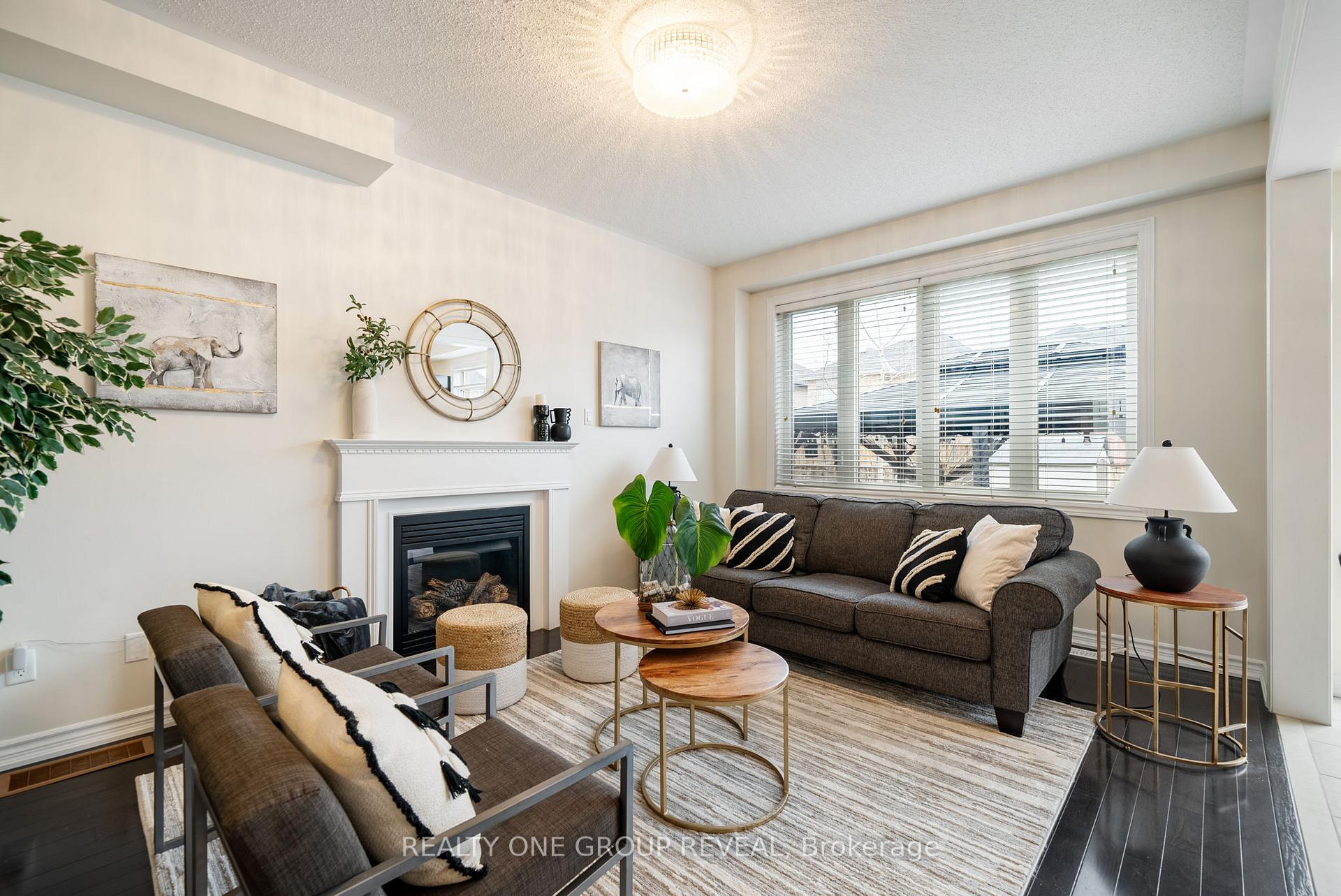 Photo 7 of 67 Buxton Lane, Clarington, Bowmanville — HOMEH