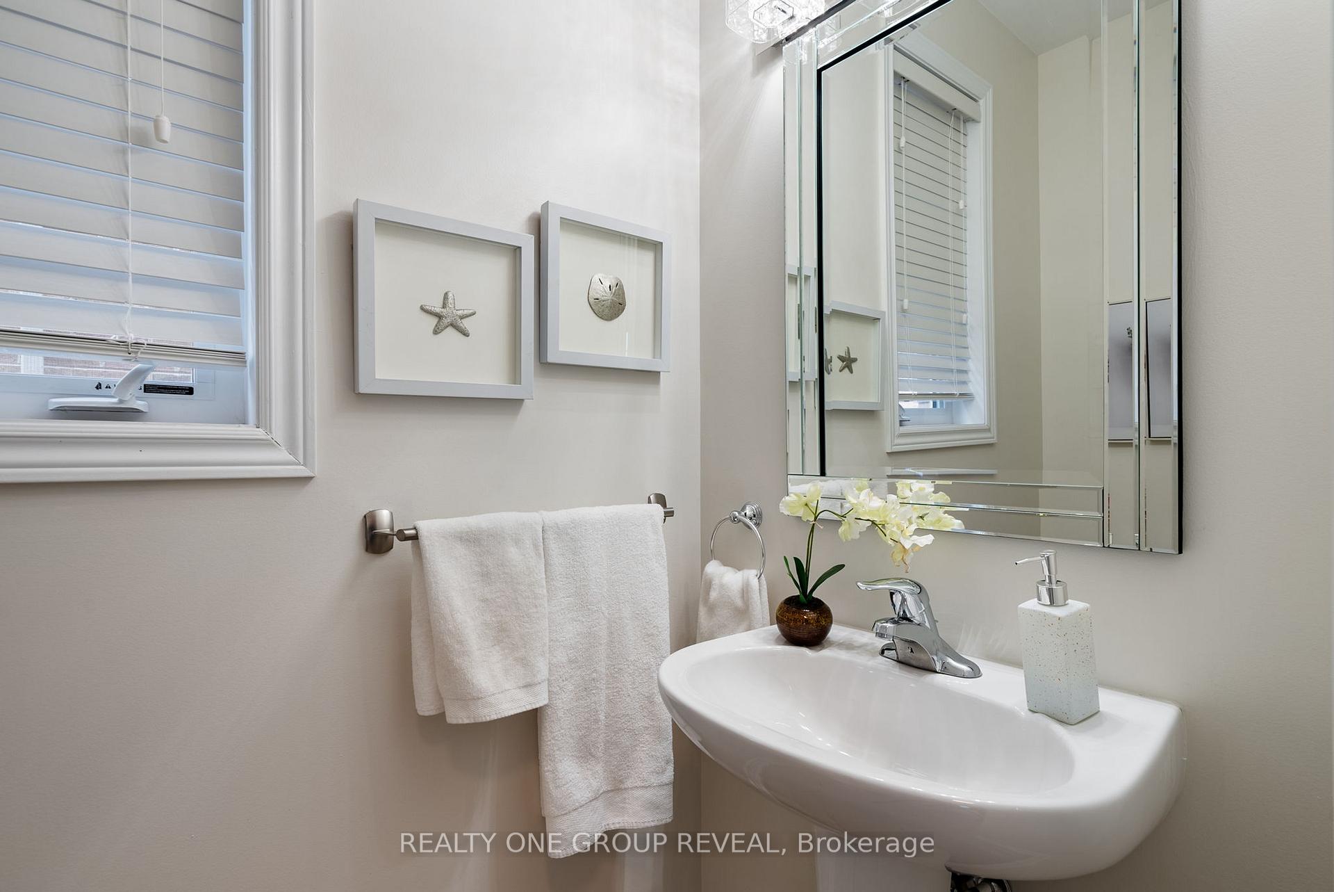 Photo 16 of 67 Buxton Lane, Clarington, Bowmanville — HOMEH