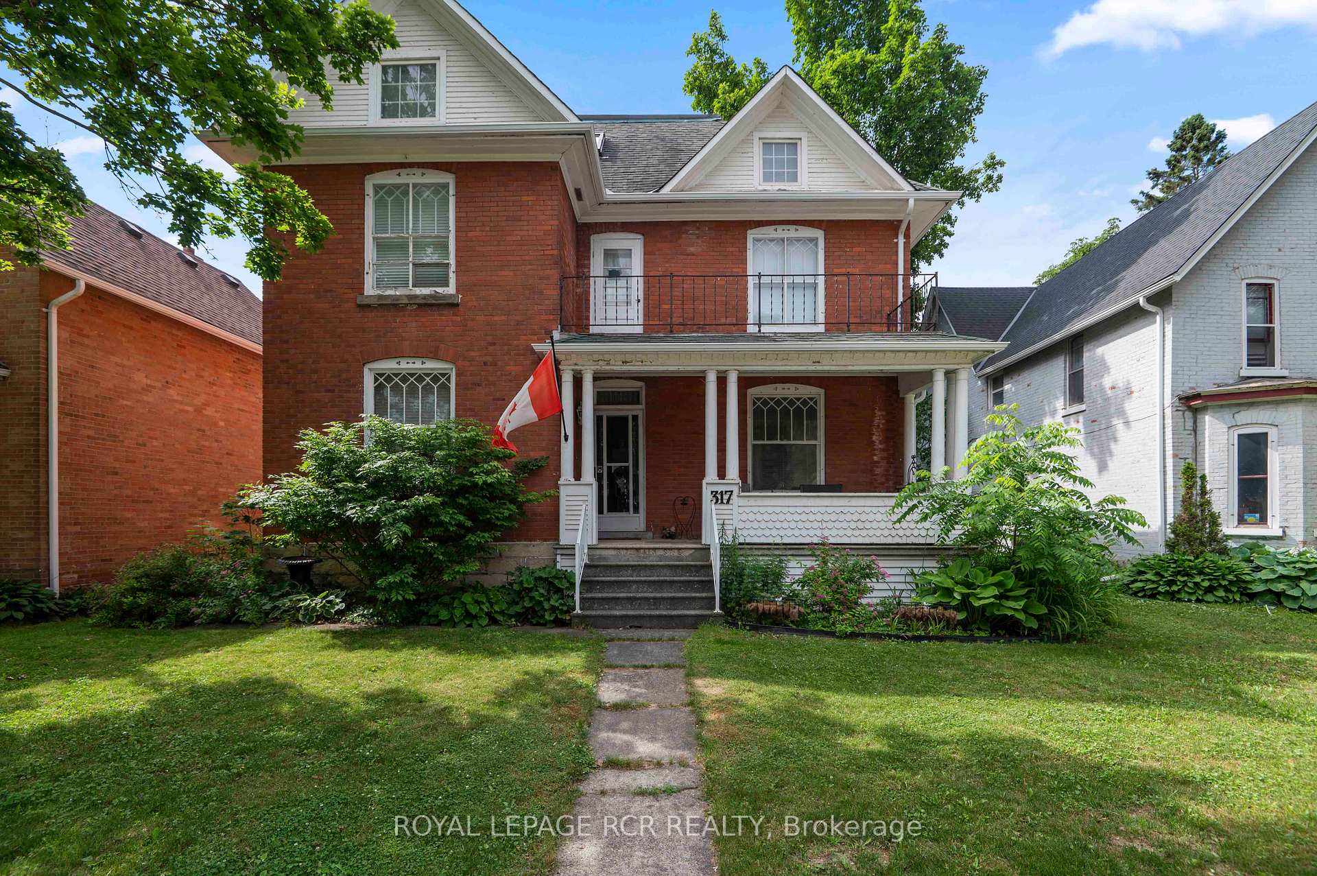 Photo of 317 Main Street E