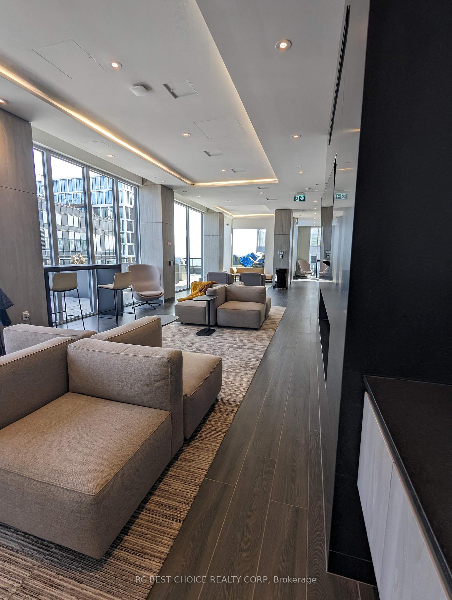 Photo 15 of Unit 1606, 357 King Street W, Toronto, Waterfront Communities — HOMEH