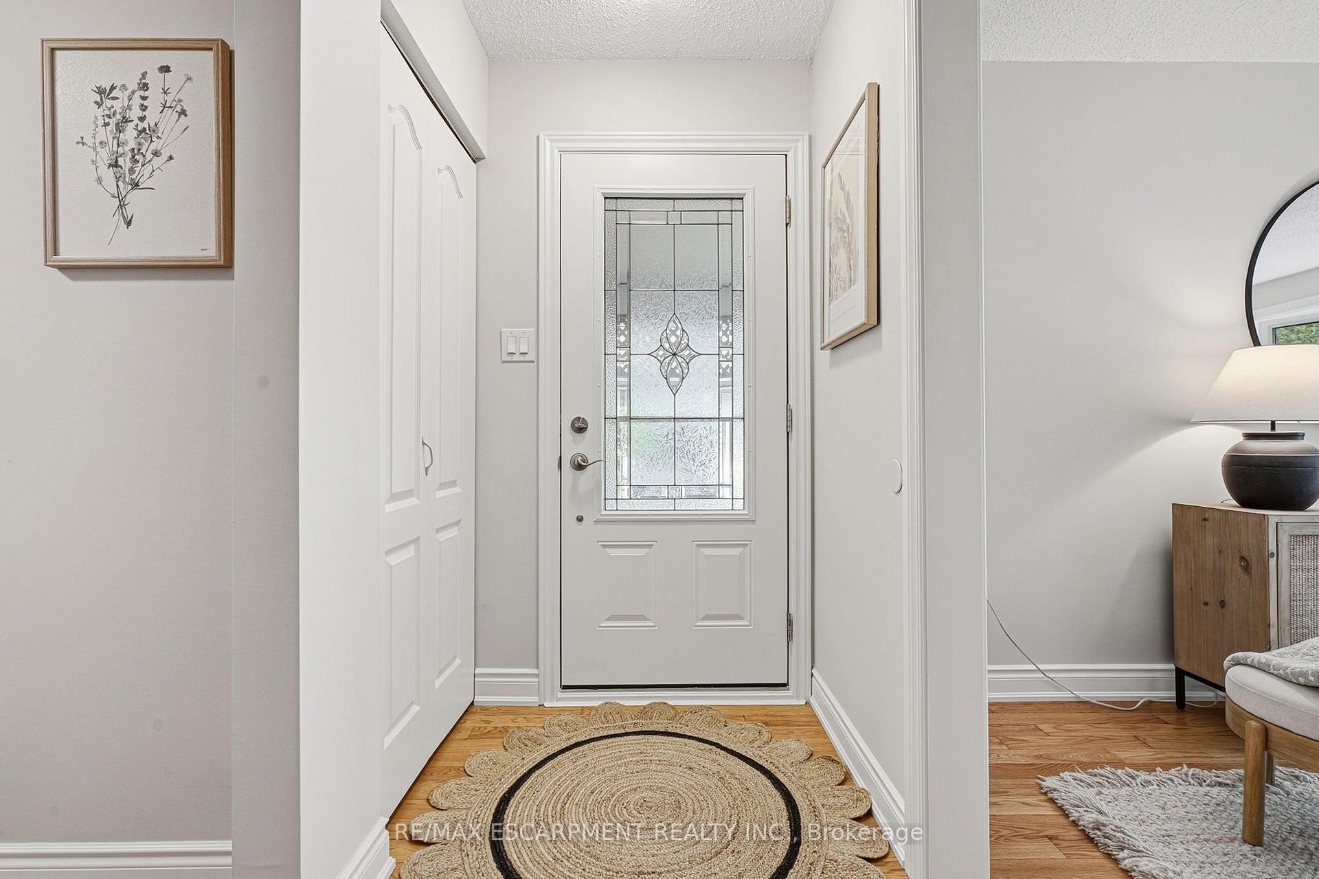 Photo 2 of 2358 Greenbank Trail, Burlington, Brant Hills — HOMEH