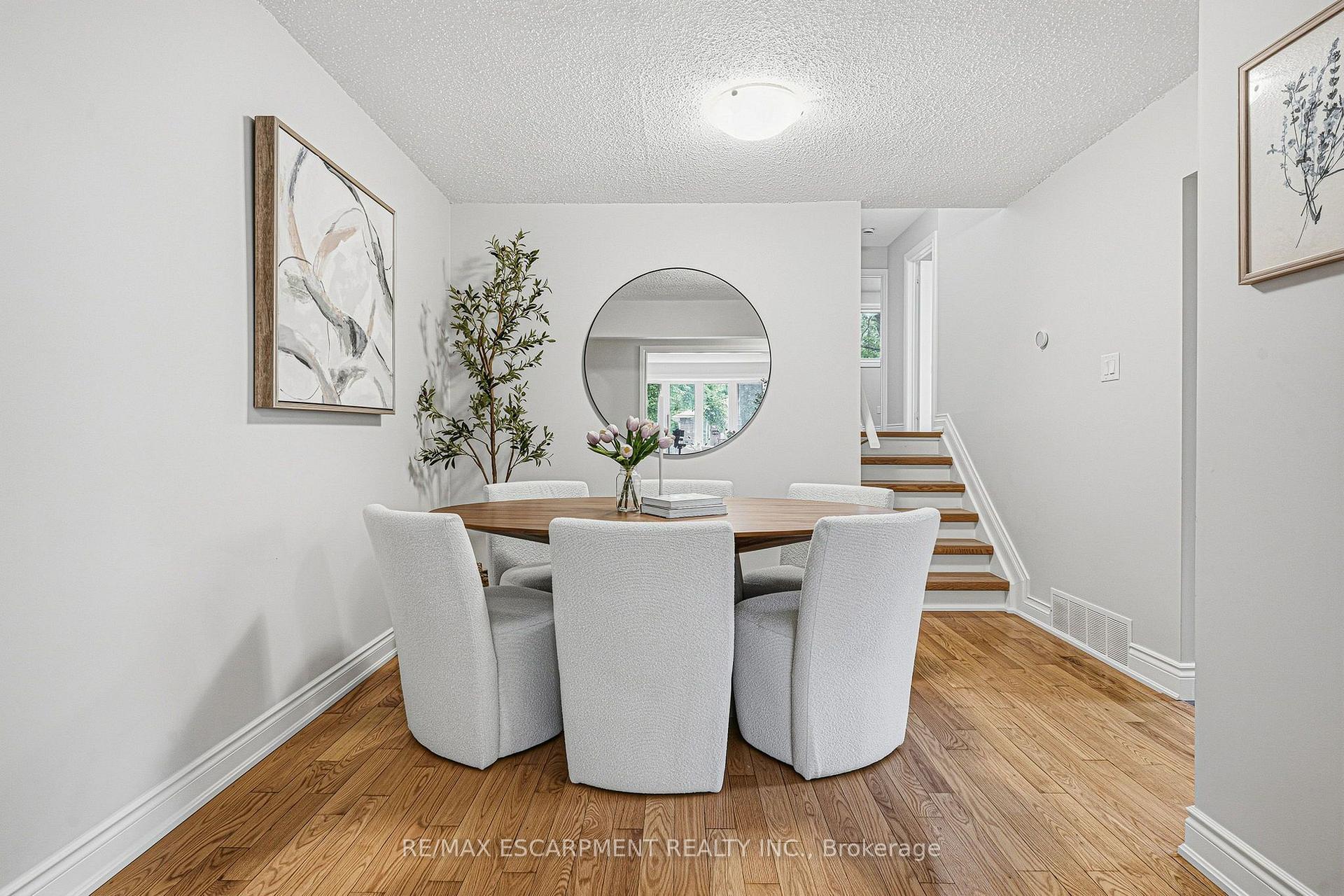Photo 6 of 2358 Greenbank Trail, Burlington, Brant Hills — HOMEH