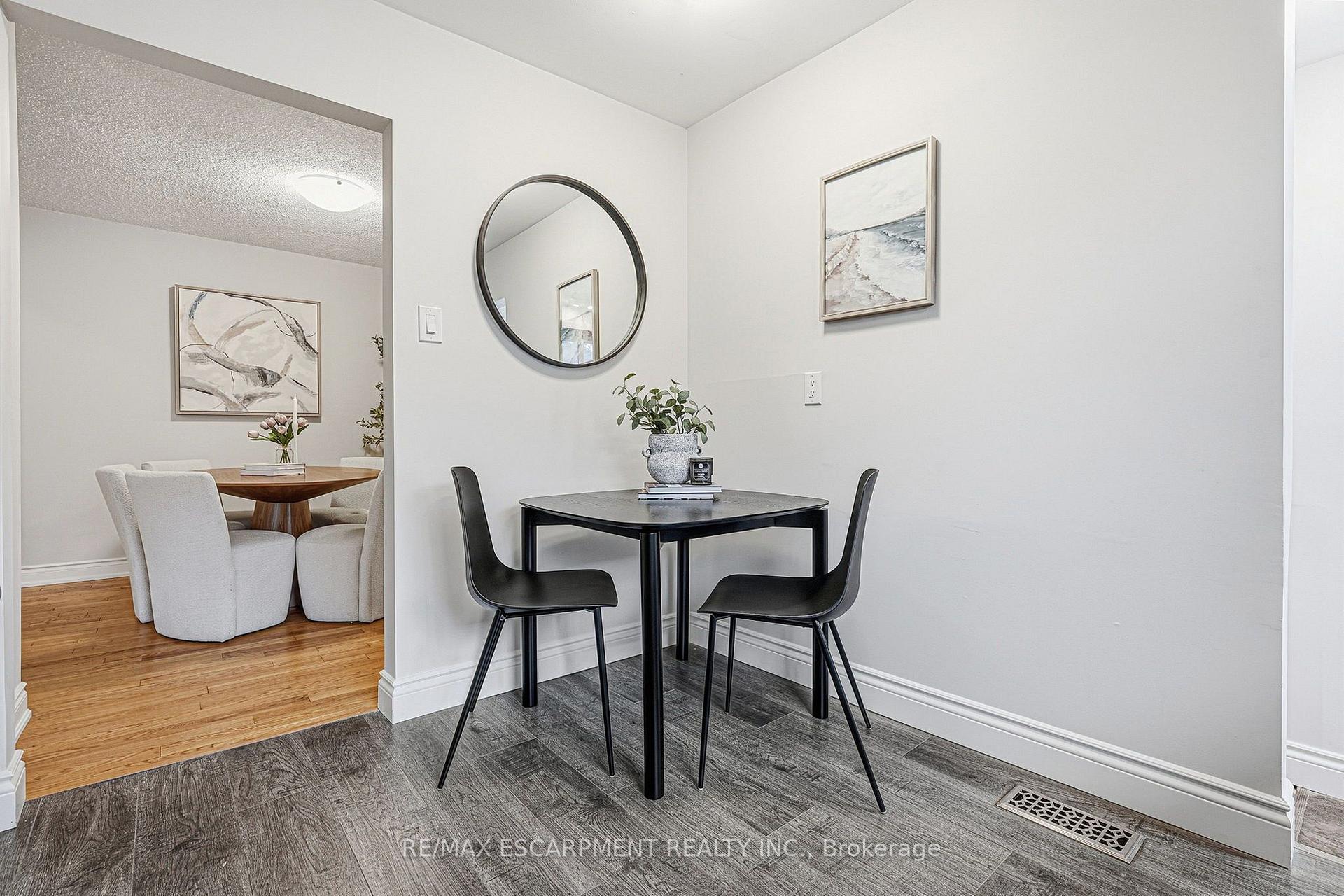 Photo 9 of 2358 Greenbank Trail, Burlington, Brant Hills — HOMEH