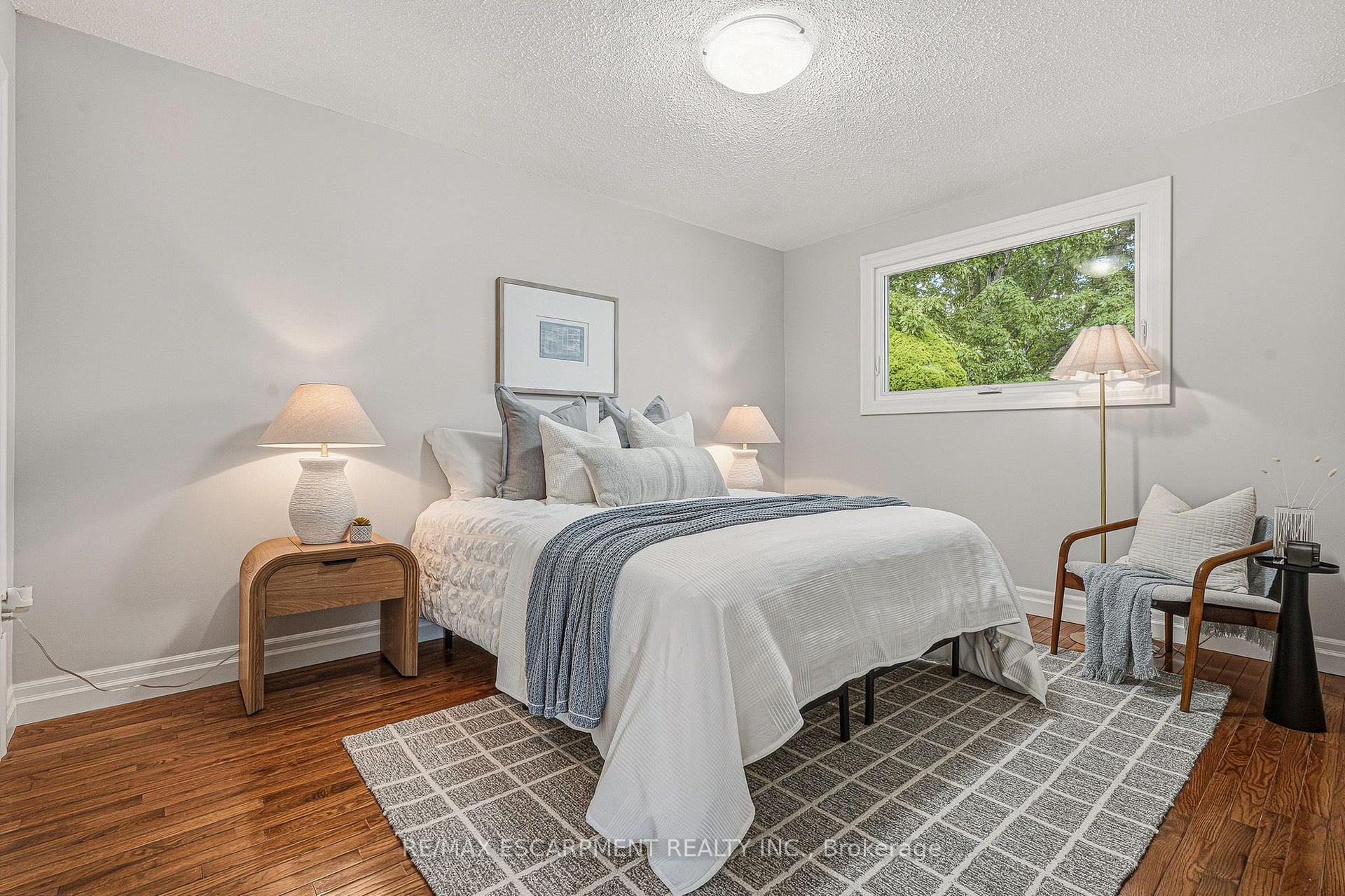 Photo 10 of 2358 Greenbank Trail, Burlington, Brant Hills — HOMEH
