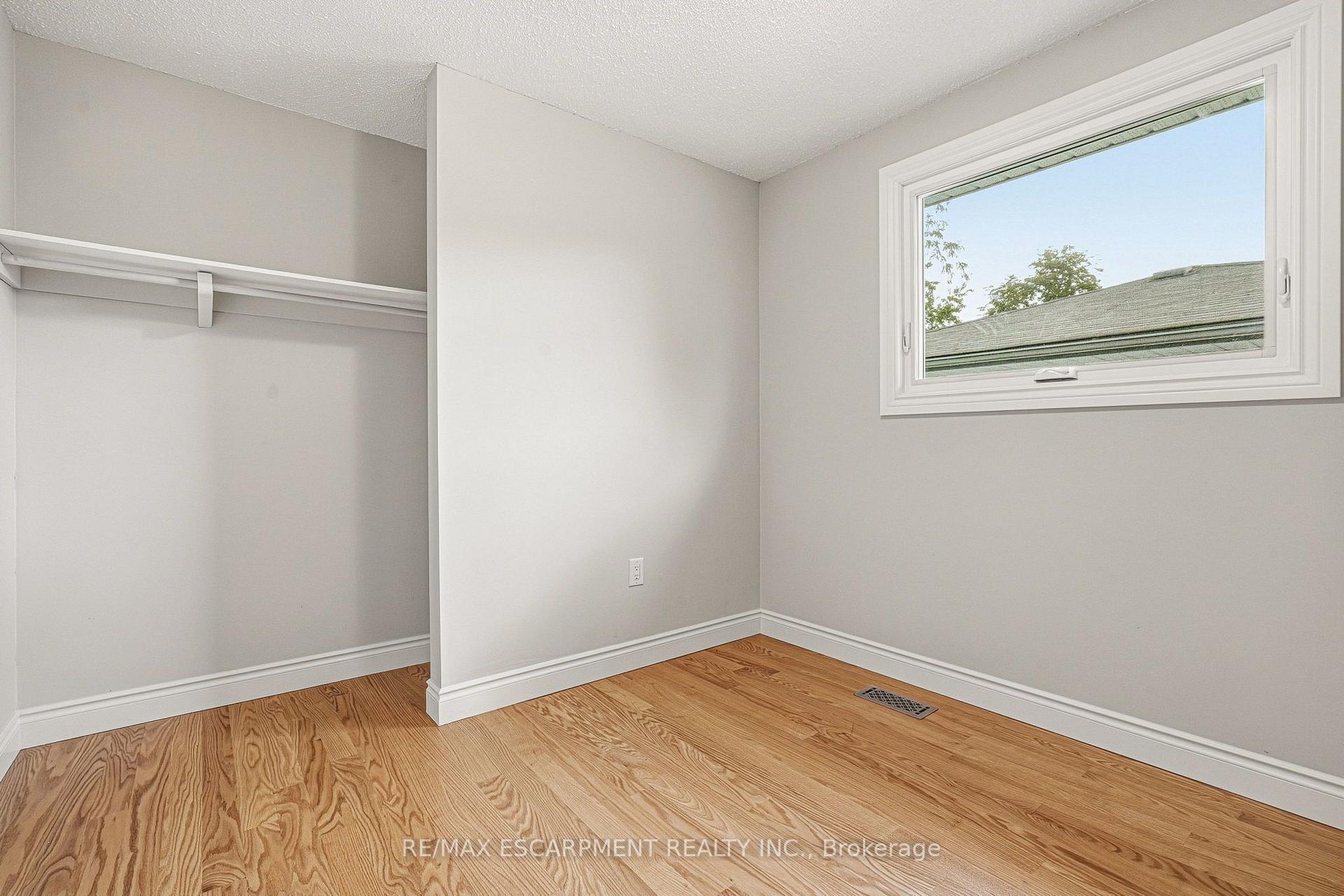 Photo 14 of 2358 Greenbank Trail, Burlington, Brant Hills — HOMEH