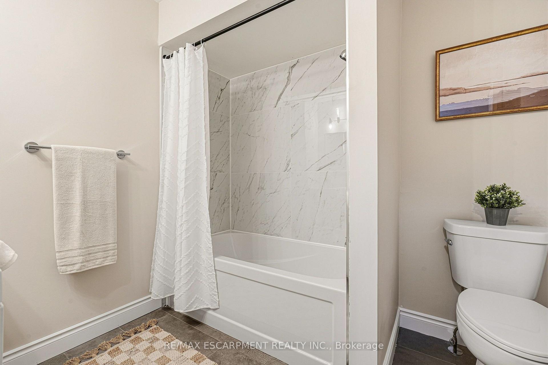 Photo 15 of 2358 Greenbank Trail, Burlington, Brant Hills — HOMEH