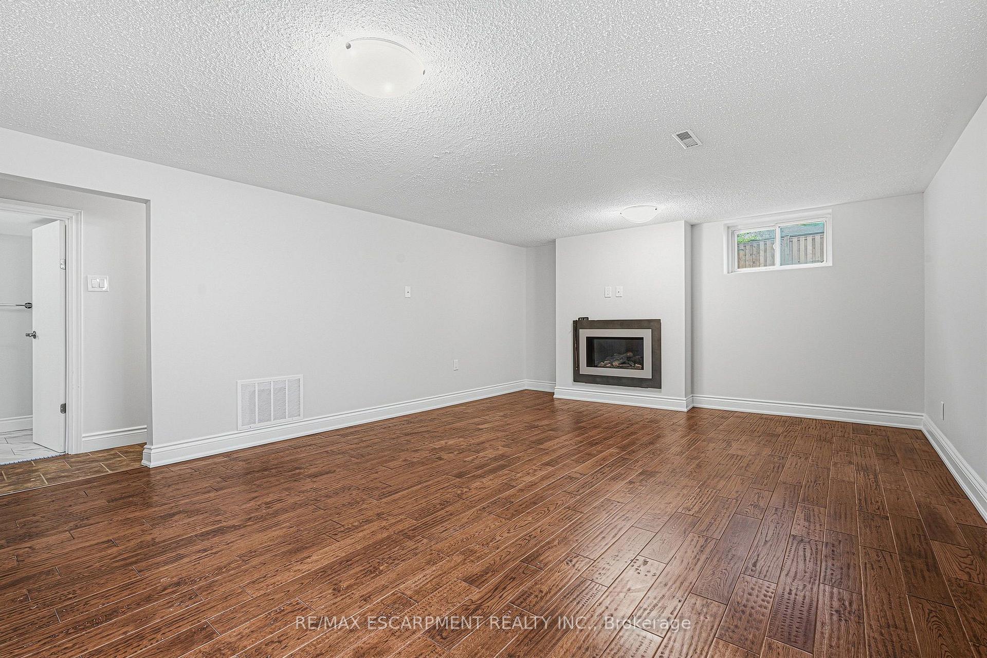 Photo 17 of 2358 Greenbank Trail, Burlington, Brant Hills — HOMEH