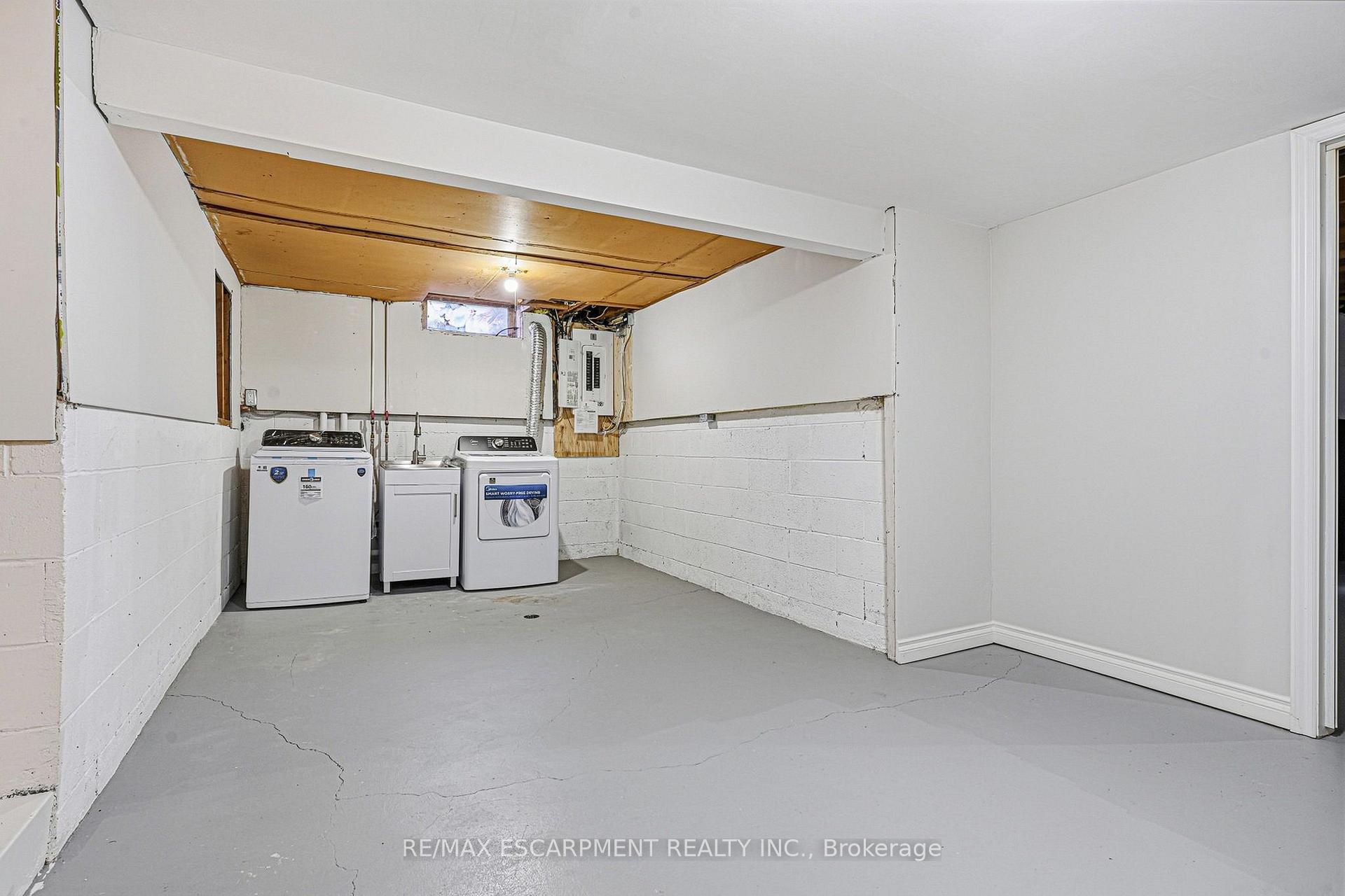 Photo 21 of 2358 Greenbank Trail, Burlington, Brant Hills — HOMEH