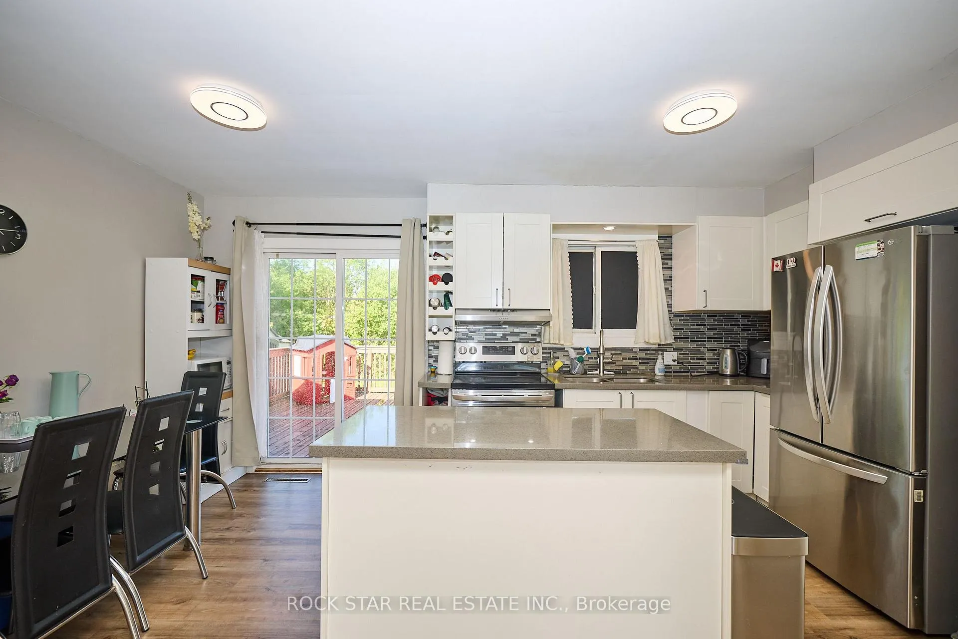 Photo 5 of 100 Jacobson Avenue, St. Catharines, Glendale/Glenridge — HOMEH