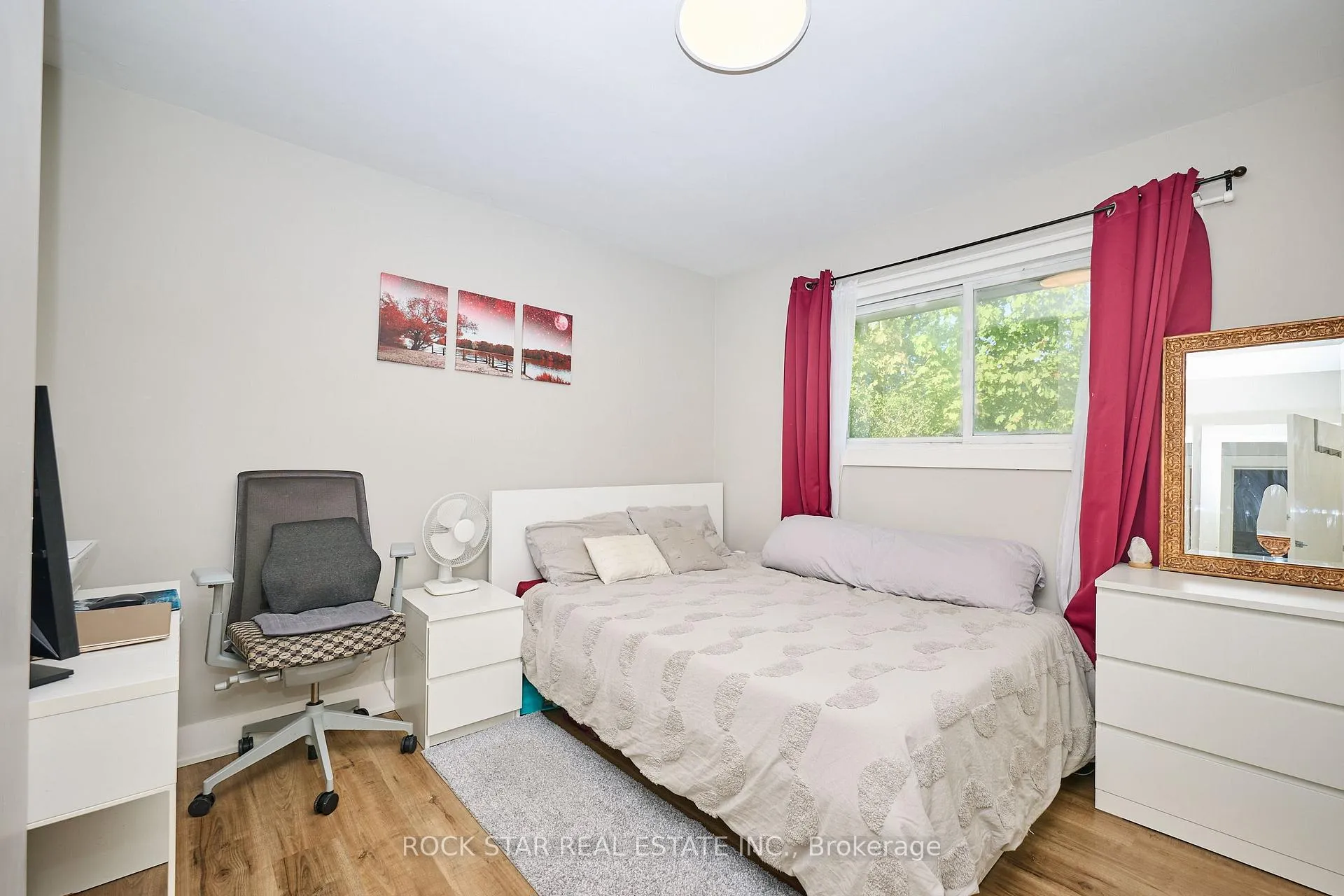 Photo 12 of 100 Jacobson Avenue, St. Catharines, Glendale/Glenridge — HOMEH