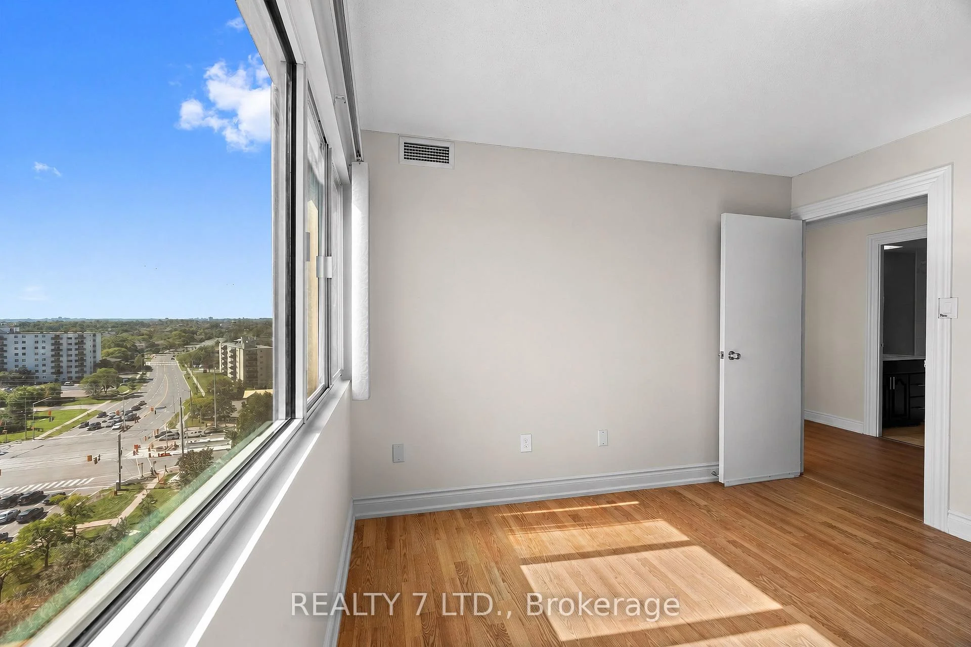 Photo 76 of Unit 1507, 50 Elm Drive E, Mississauga, Mississauga Valleys — HOMEH