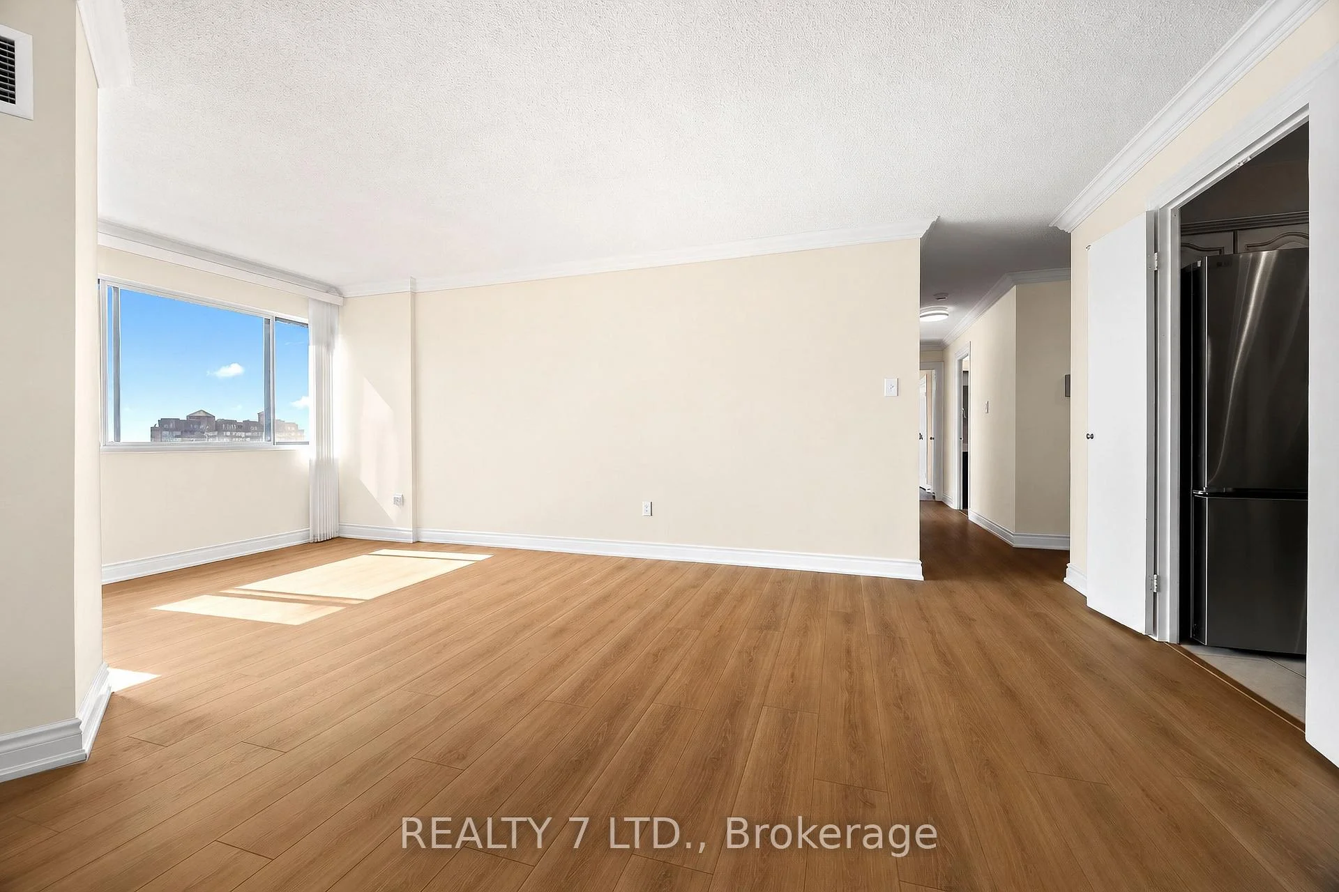 Photo 11 of Unit 1507, 50 Elm Drive E, Mississauga, Mississauga Valleys — HOMEH