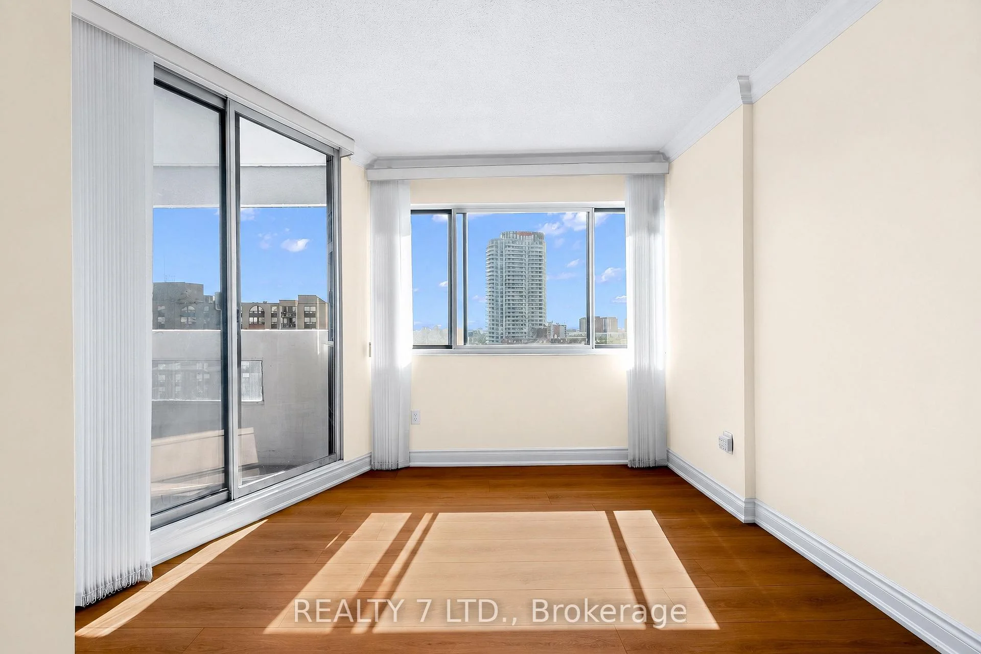 Photo 20 of Unit 1507, 50 Elm Drive E, Mississauga, Mississauga Valleys — HOMEH