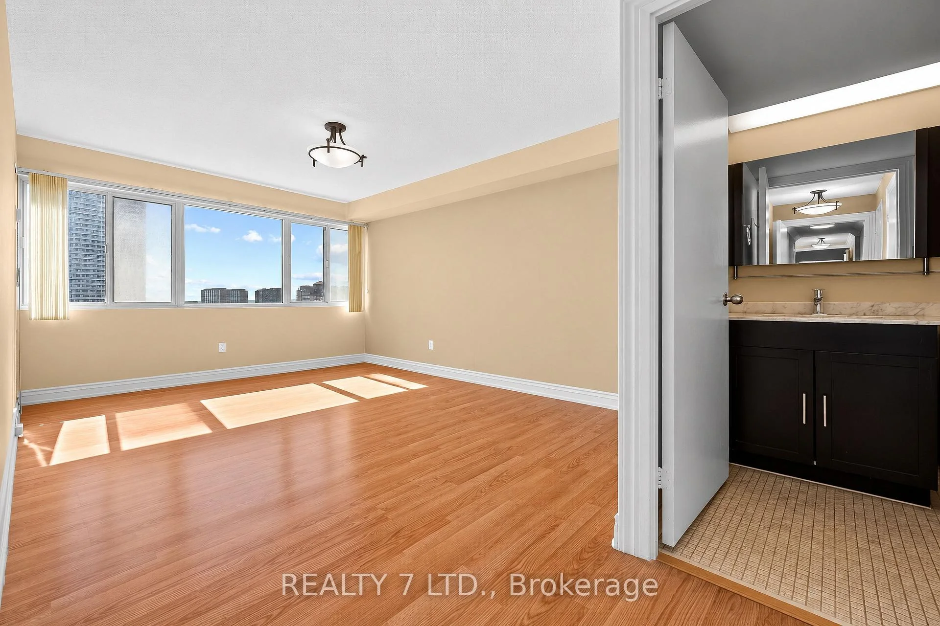 Photo 95 of Unit 1507, 50 Elm Drive E, Mississauga, Mississauga Valleys — HOMEH
